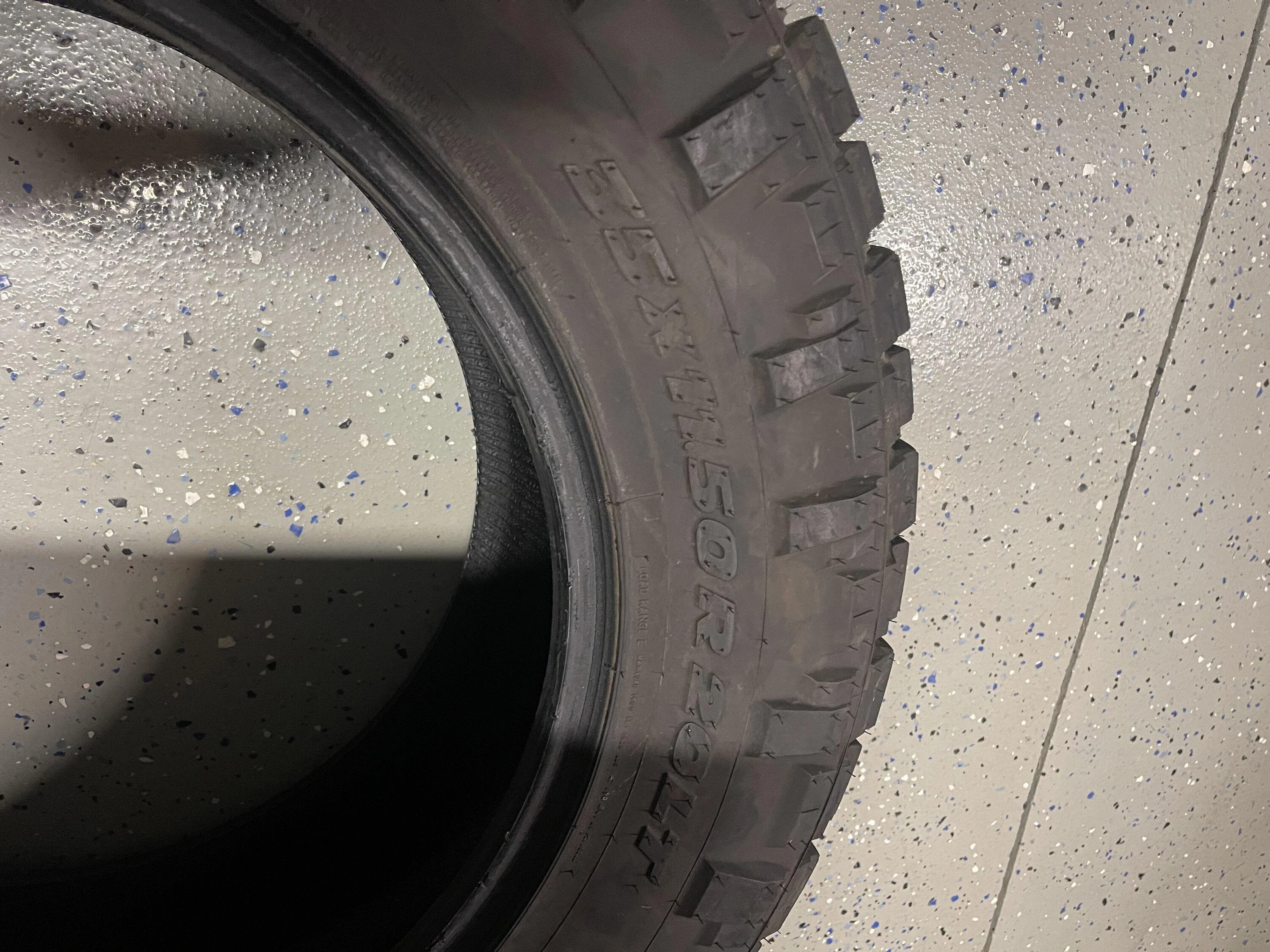 Ford F-150 35x11.5x20 nitto ridge grappler F2F57419-39E5-4B24-8000-7A4916C202C7