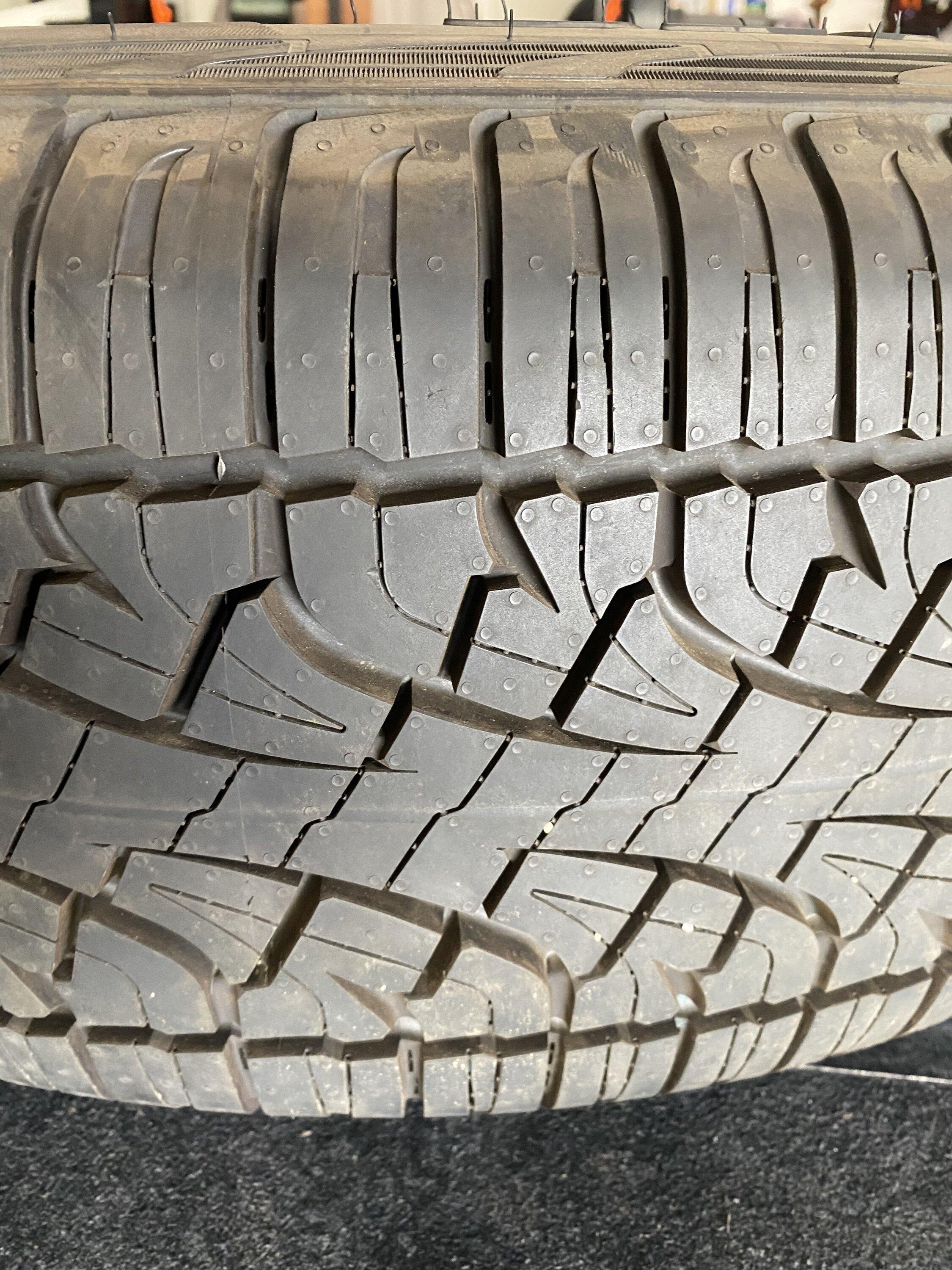 Ford F-150 FS - King Ranch Factory Wheels & Tires F5DED677-C032-4F03-BA97-ED76CBC0F862