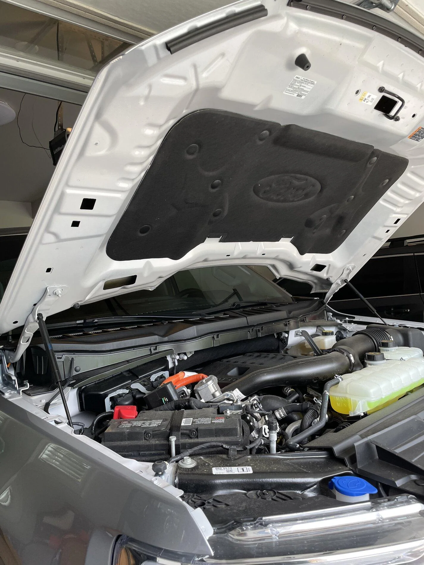 Ford F-150 Tailgate Gap F5F28180-C220-445D-8FFC-AF8BBC2488DC