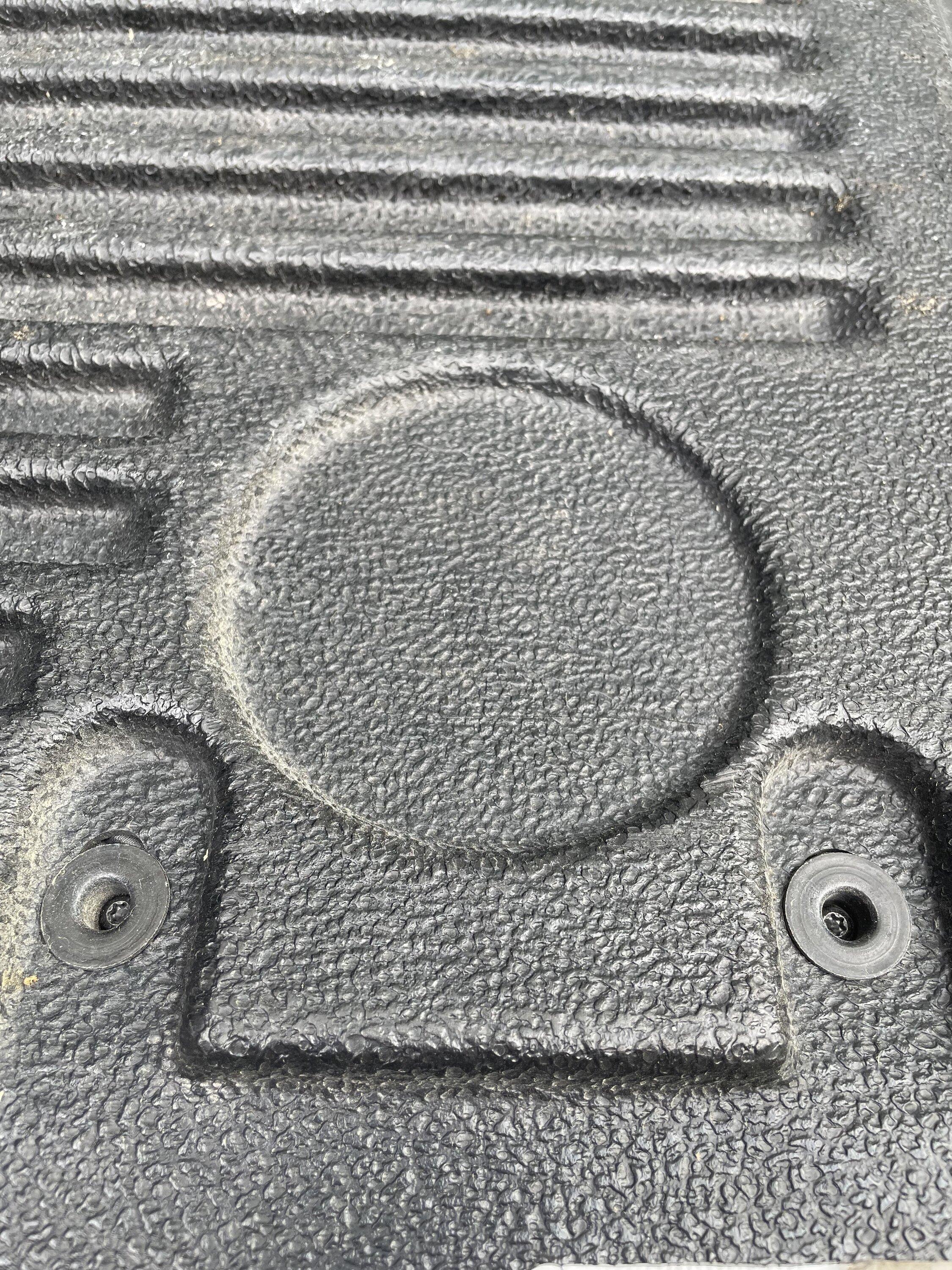 Ford F-150 Ford accessories tailgate cover problem F8FDFFA7-56CF-462A-A3B3-1D5FB2F097F1