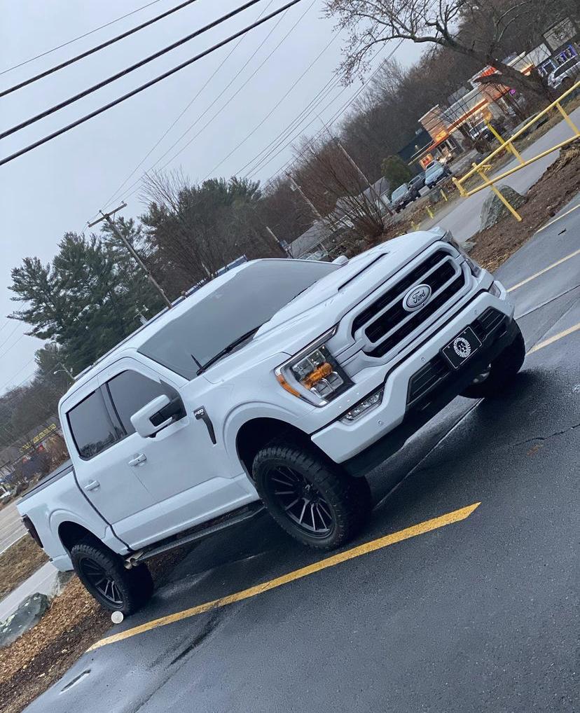 Ford F-150 SPACE WHITE F-150 (2021+) Club FA802F7A-7B5B-4476-BB3D-172C8277A01C