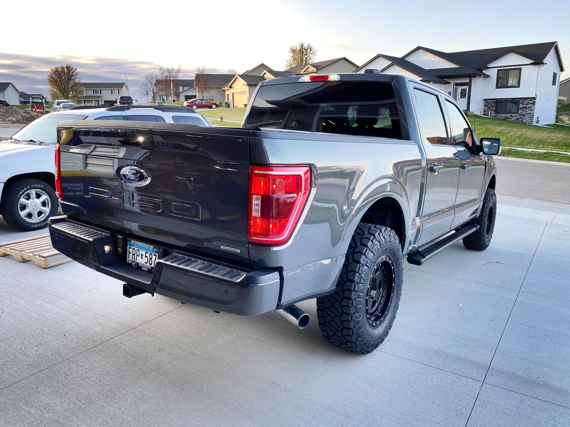 Ford F-150 LEAD FOOT F-150 (2021+) Club FB139A16-D813-42BB-B2CF-B04892D49627