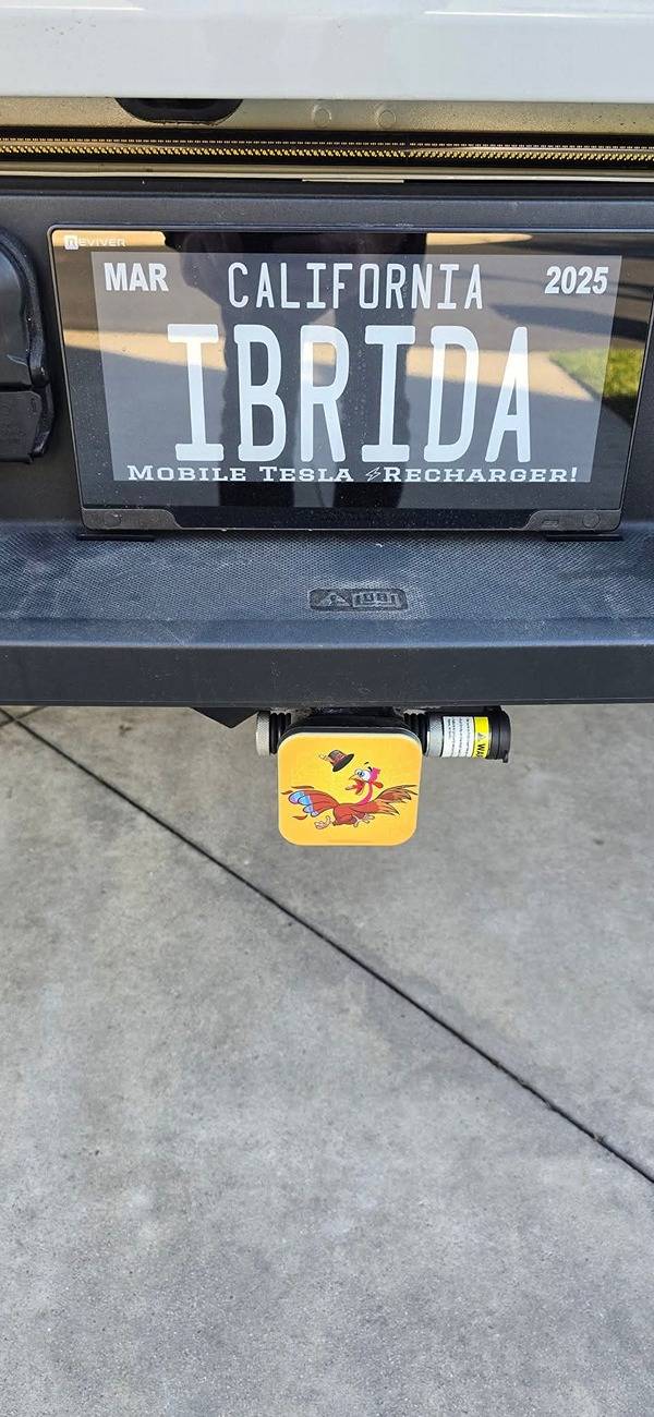 Ford F-150 PB charging Tesla FB_IMG_1734293129853