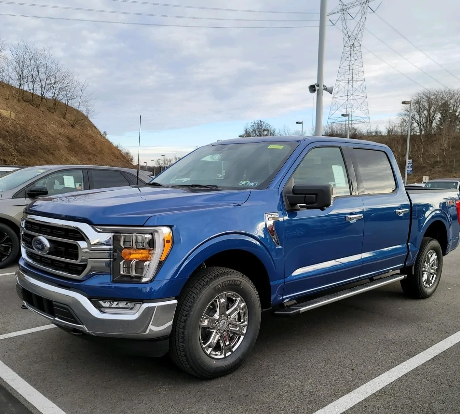 Ford F-150 ATLAS BLUE F-150 (2022+) Club FE4FCAA3-8A57-467B-BBCC-6658830E7B5F