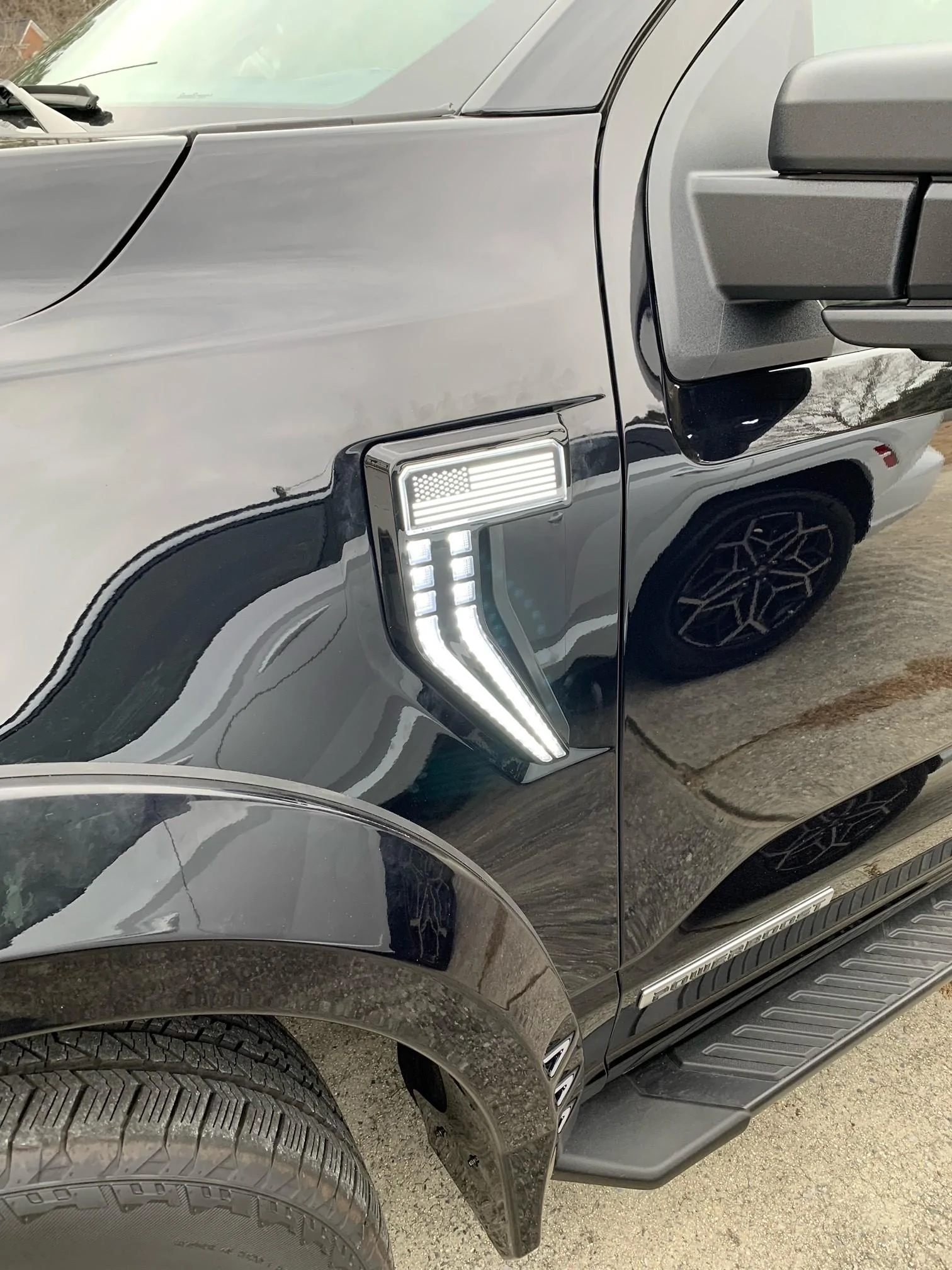 Ford F-150 Fender Badges - anyone changed theirs? FenderVentLightedBadg
