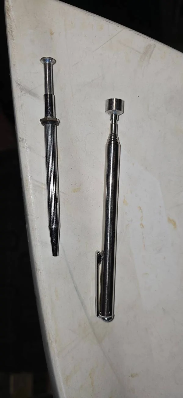 Ford F-150 Installing Gen14.5 (MY24) Loading Compartment Partition (Bed Storage Box) RL3Z60286A72AB Into Gen14 (MY23) F-150 -- DIY how-to instructions & photos Figure 22 Tools for Back Bottom Bolt Washers