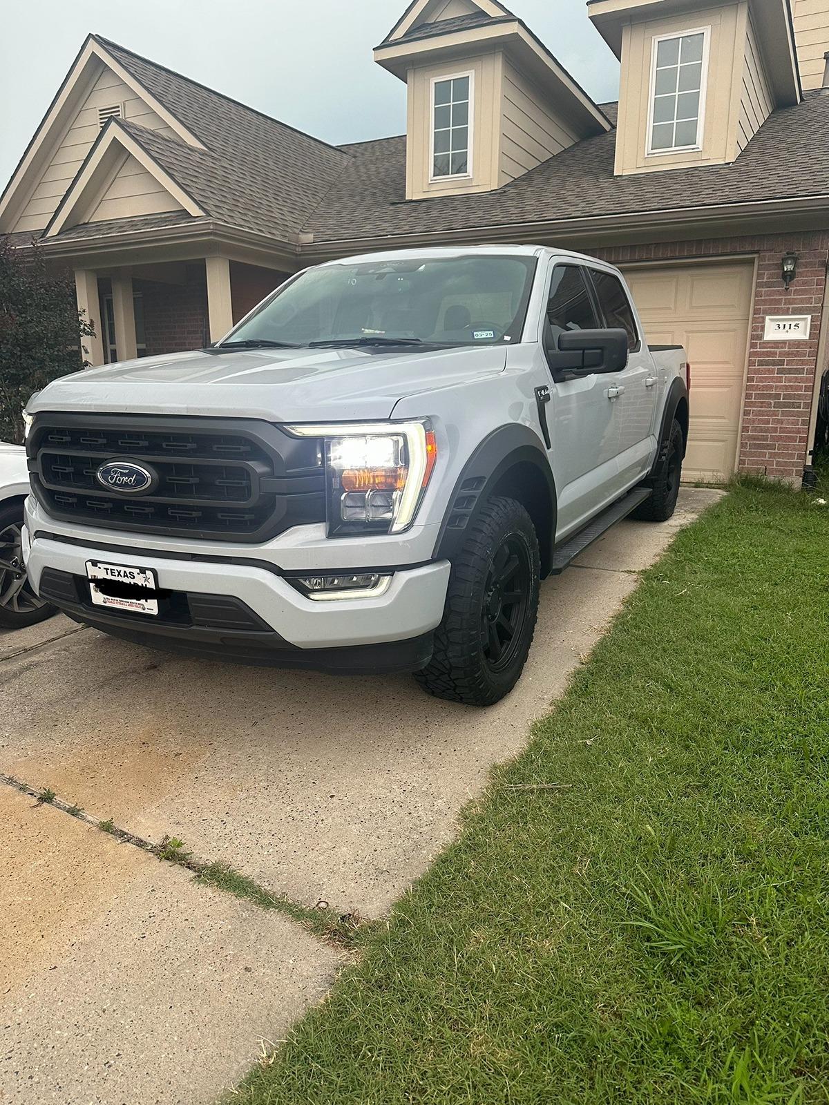 Ford F-150 Show me your leveled trucks! front view