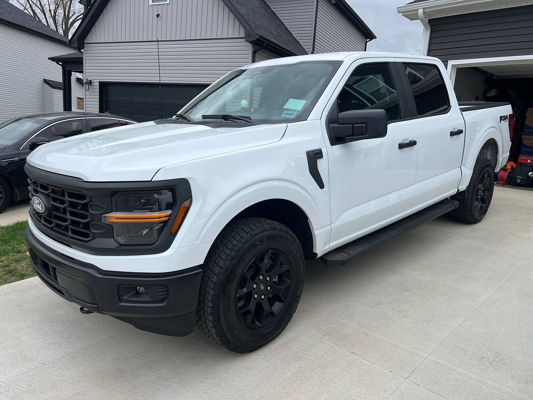 Ford F-150 2024 STX to XLT grille and headlights? image