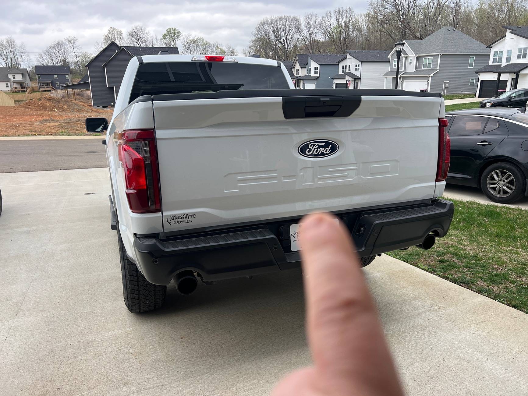 Ford F-150 2024 STX to XLT grille and headlights? image