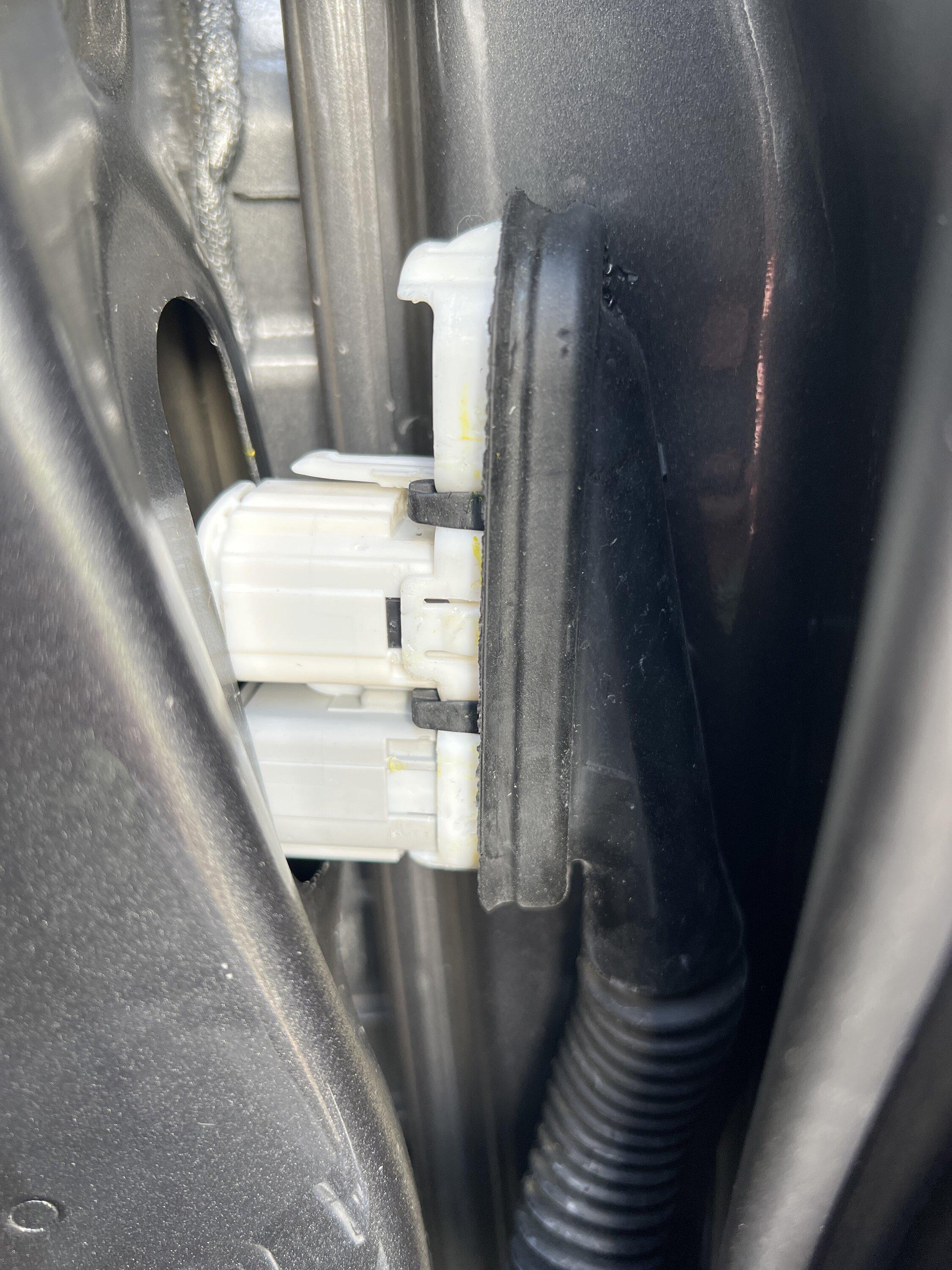 Ford F-150 How to remove this ? image