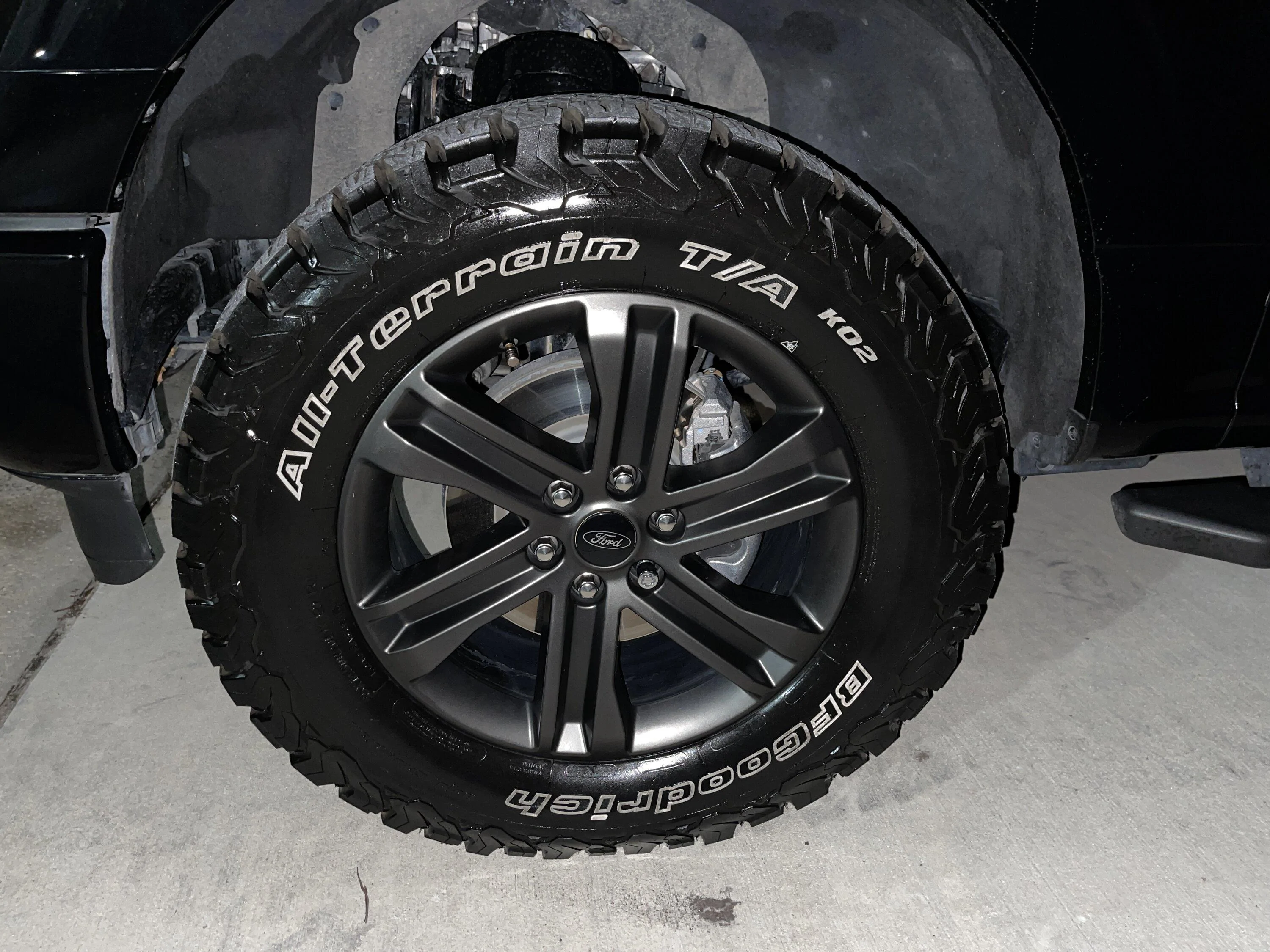 Ford F-150 DIY White lettering on KO2’s imag