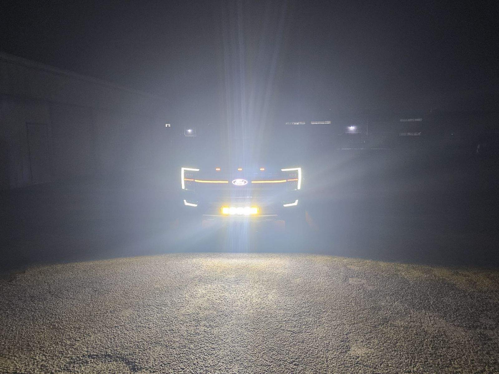 Ford F-150 Looking for this aftermarket light bar and grille set up image000001