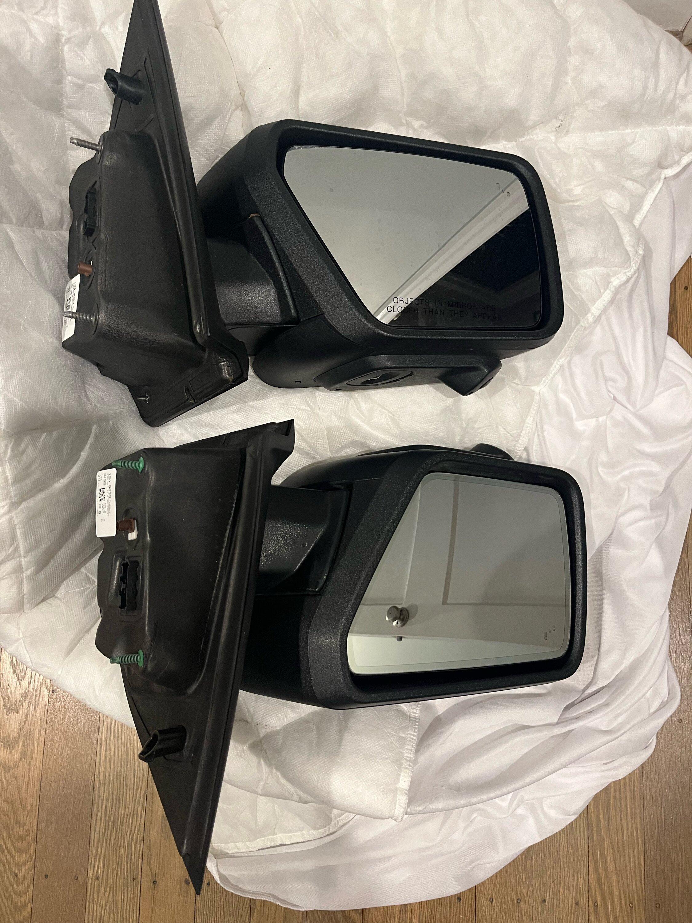 Ford F-150 2021 F-150 Driver & Passenger Side Mirrors image1