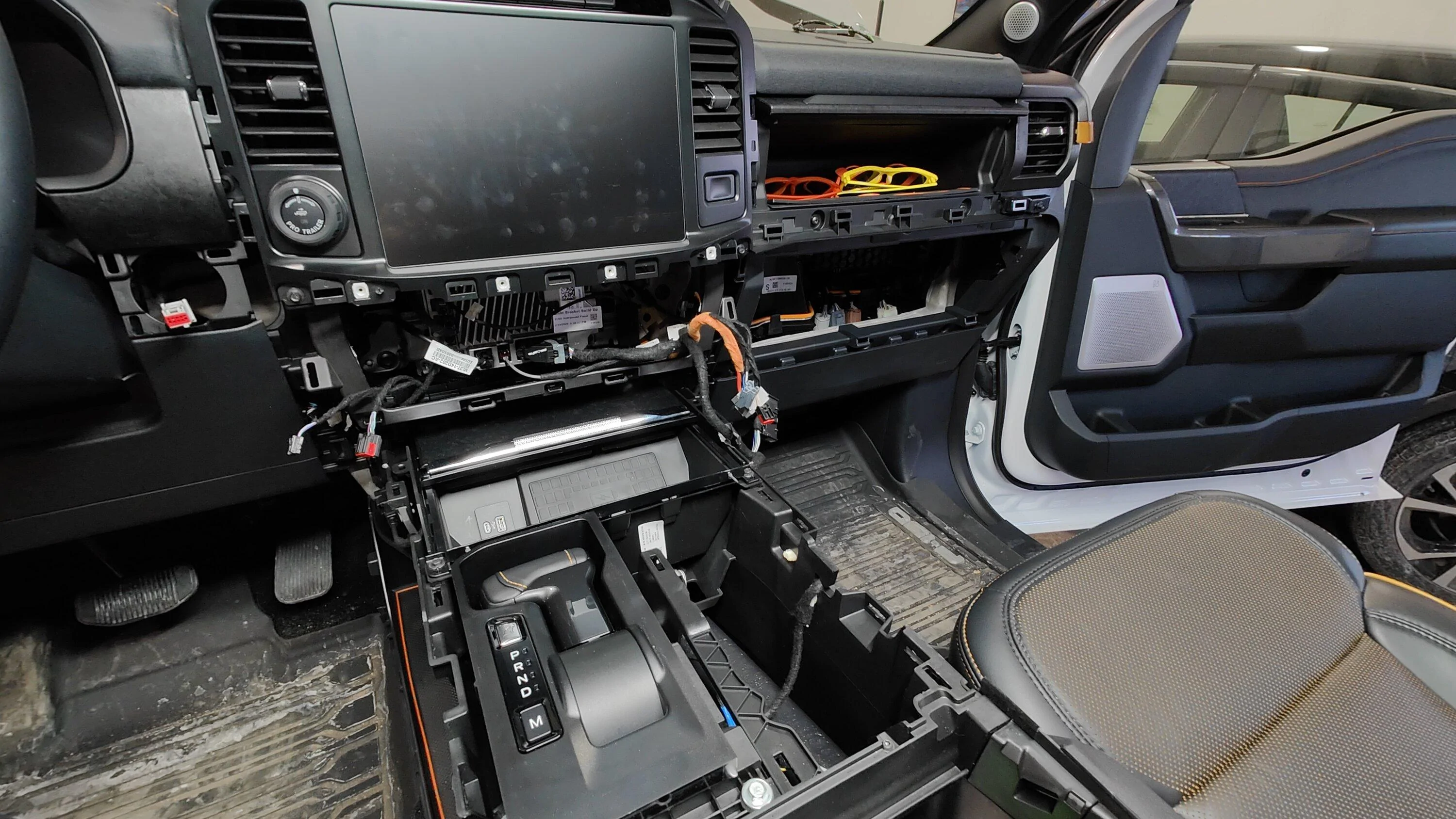 Ford F-150 Heated steering wheel has a small cold spot, is this normal? IMG20230203172518