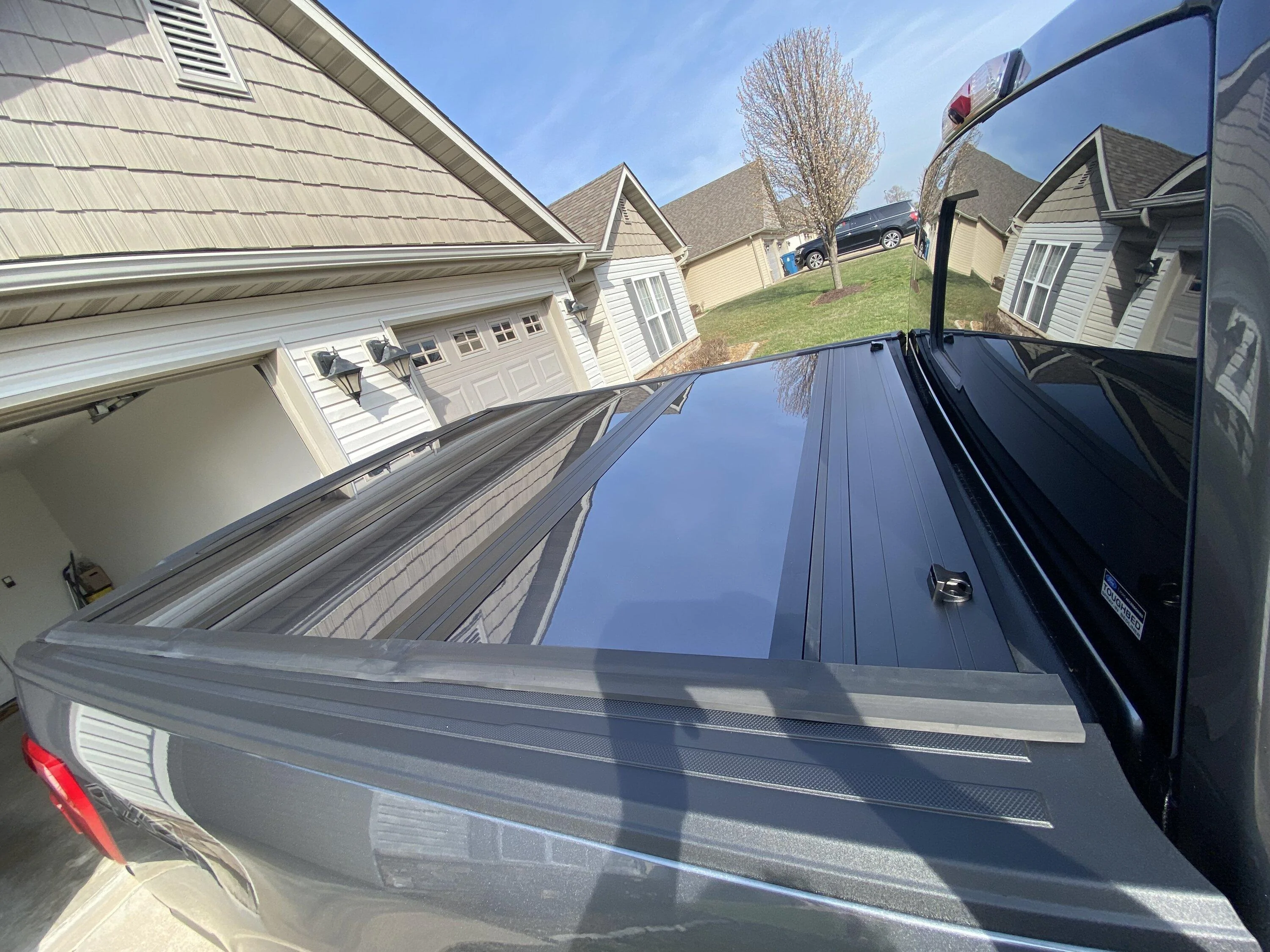 Ford F-150 Does anyone have the Ford Colored Bed Cover? IMG_0014