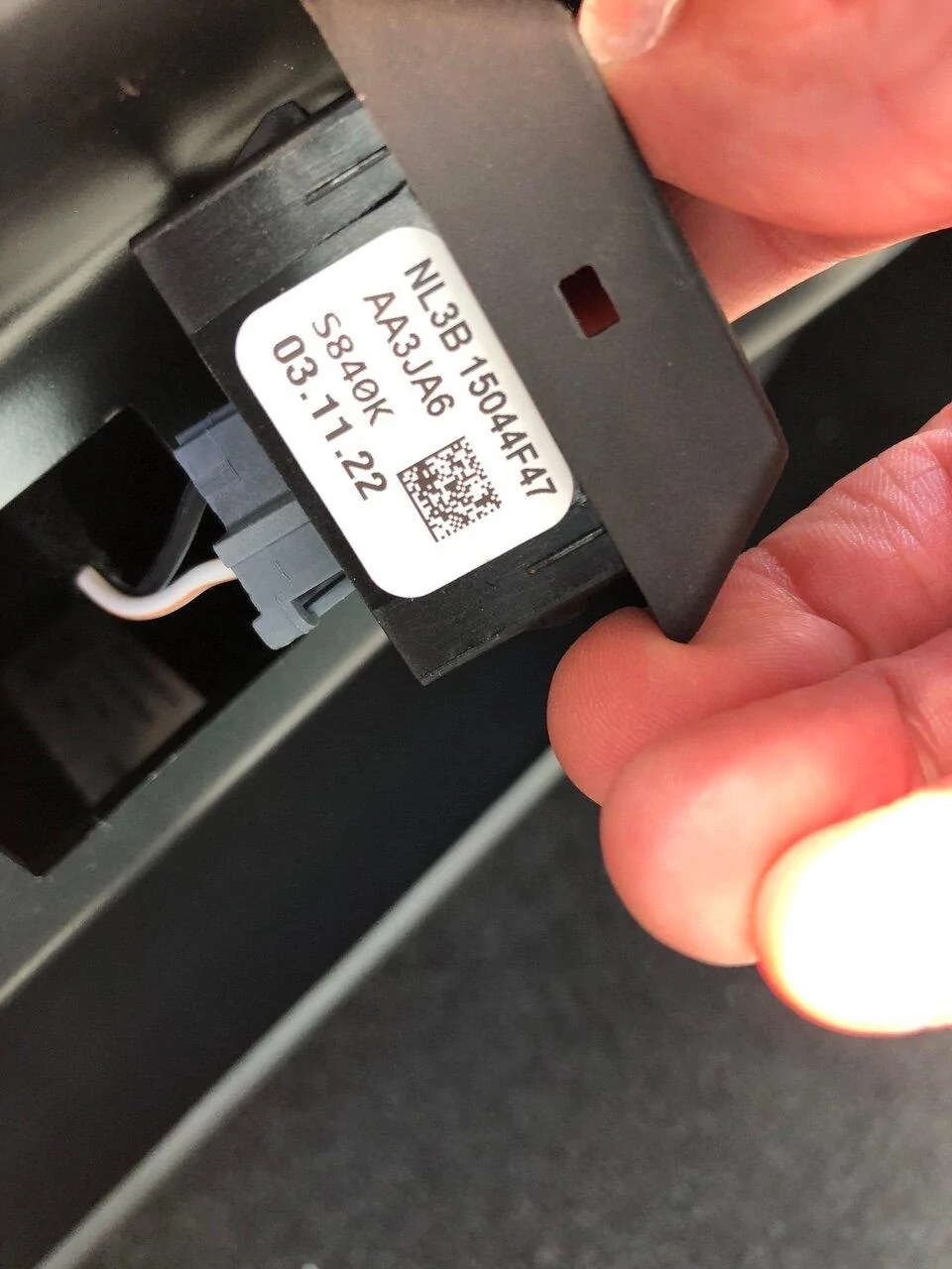 Ford F-150 What's this for? Used to be 12v power in 21's. IMG_0035