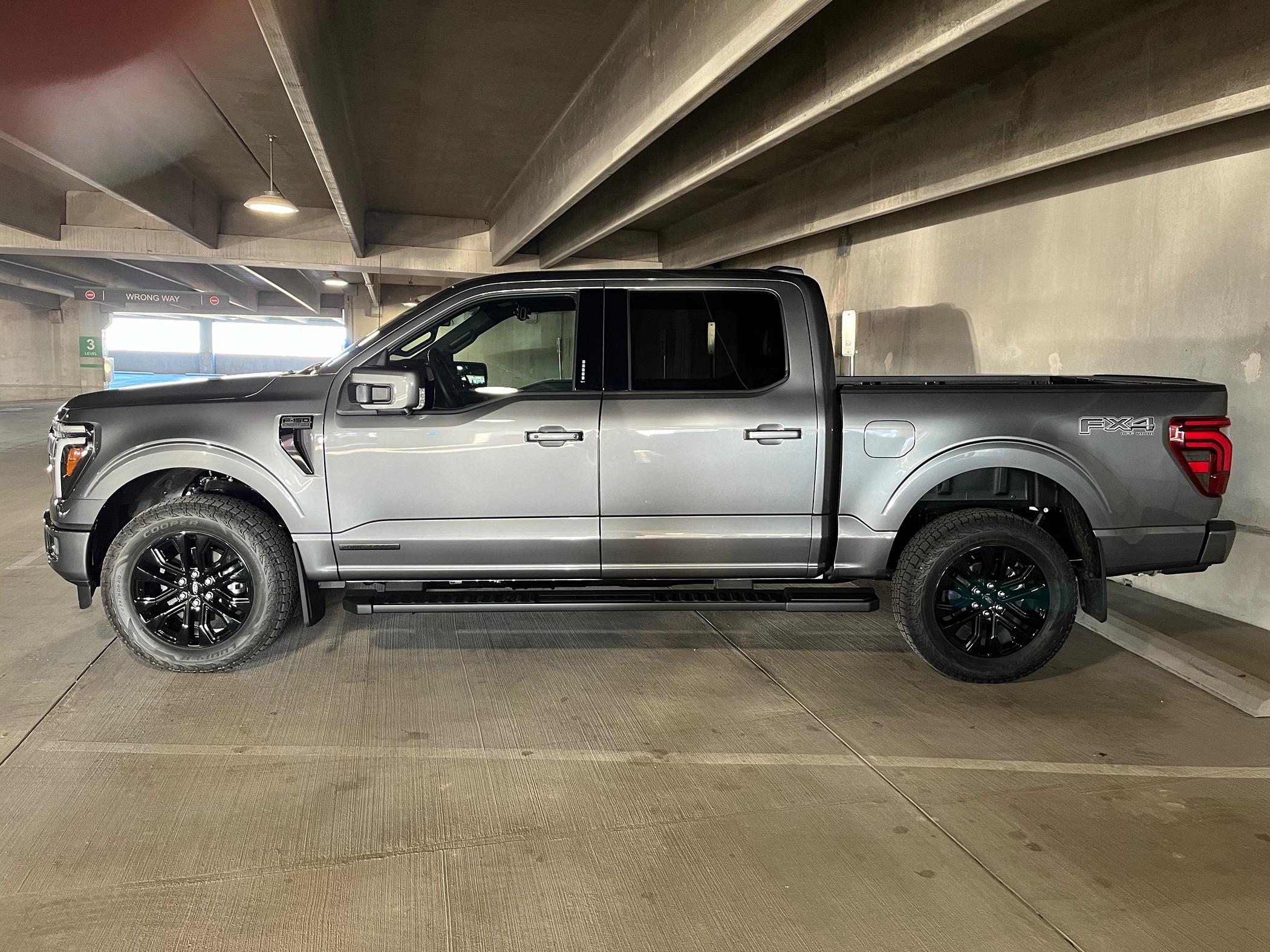 Ford F-150 CARBONIZED GRAY F-150 (2021+) Club IMG_0082