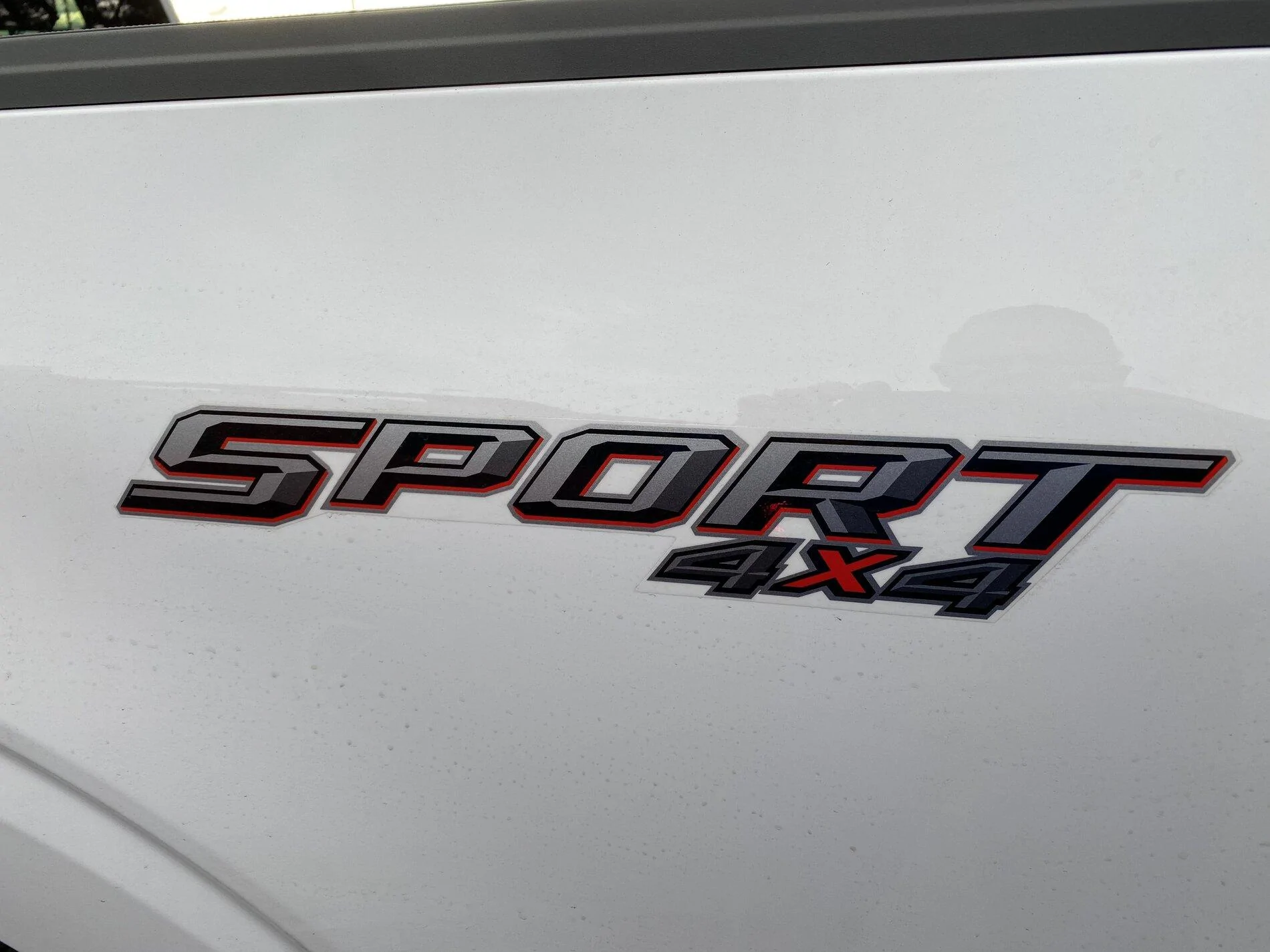 Ford F-150 proximity sensors on front bumper? IMG_0272