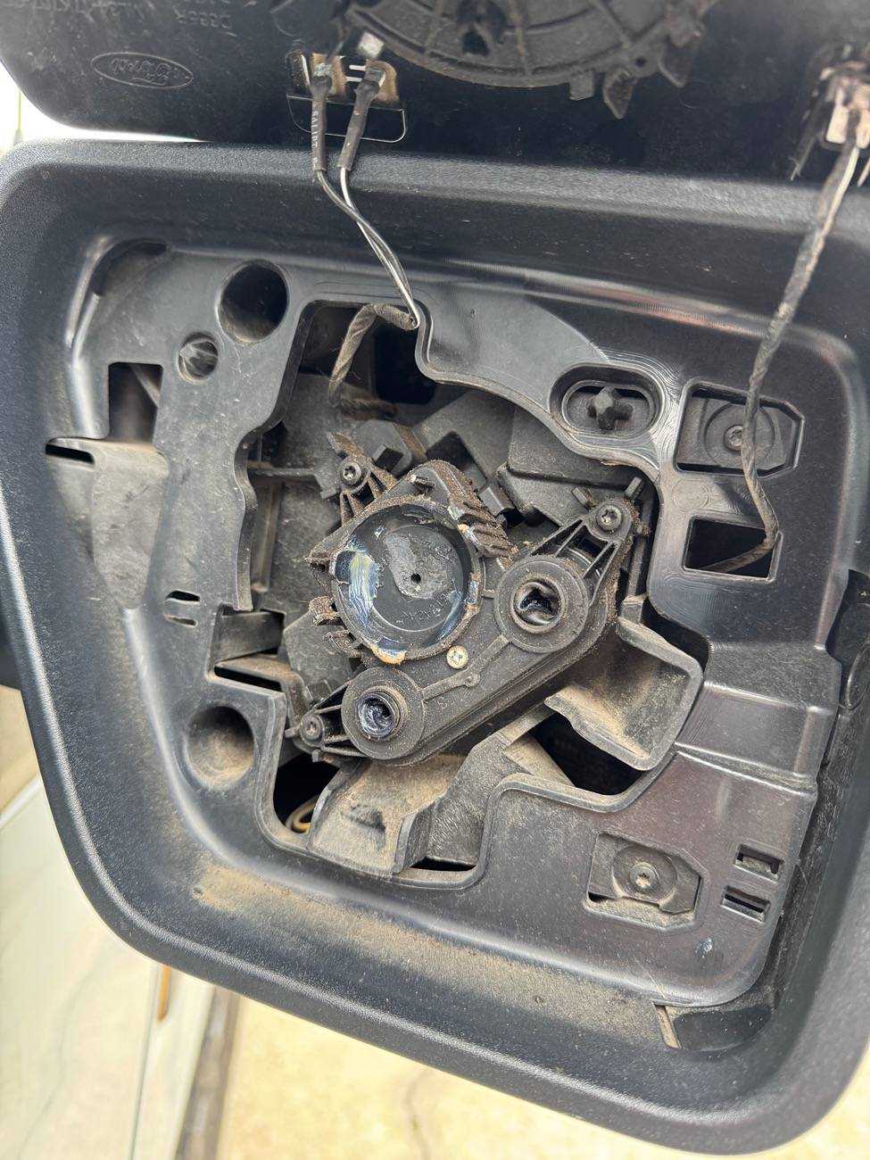 Ford F-150 Passenger Mirror help IMG_0385