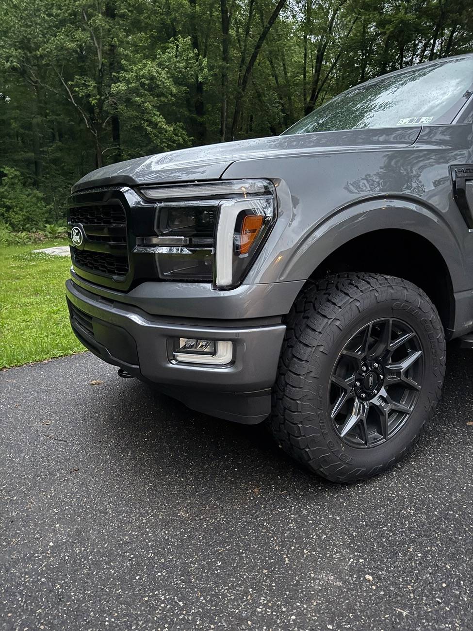 Ford F-150 2024 RCLB (Long Bed) 5.0L Carbonized Gray OEM+ Lariat Build IMG_0427.JPG