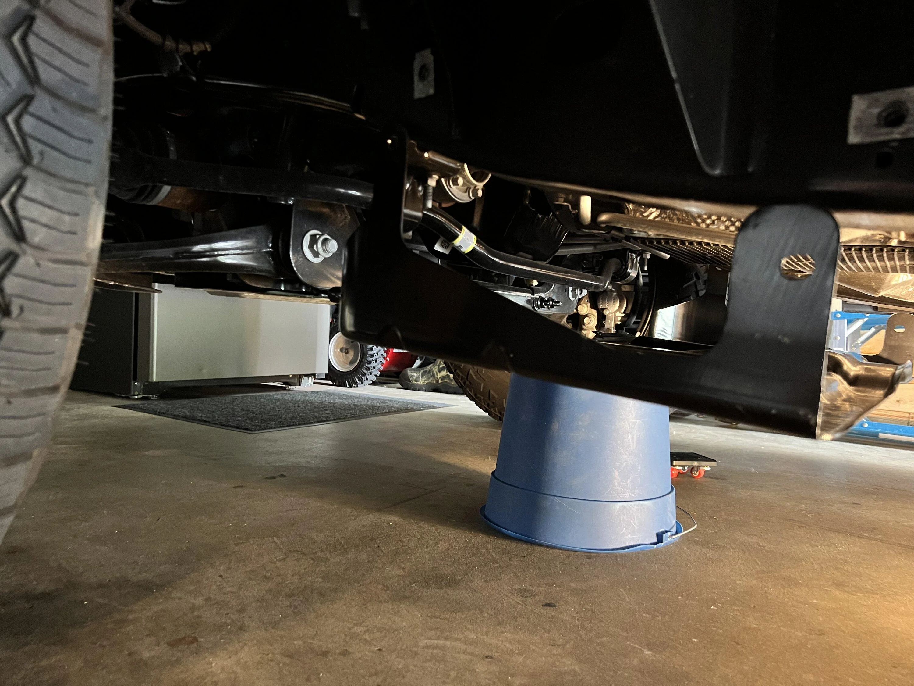 Ford F-150 Factory catalytic converter protection IMG_0460