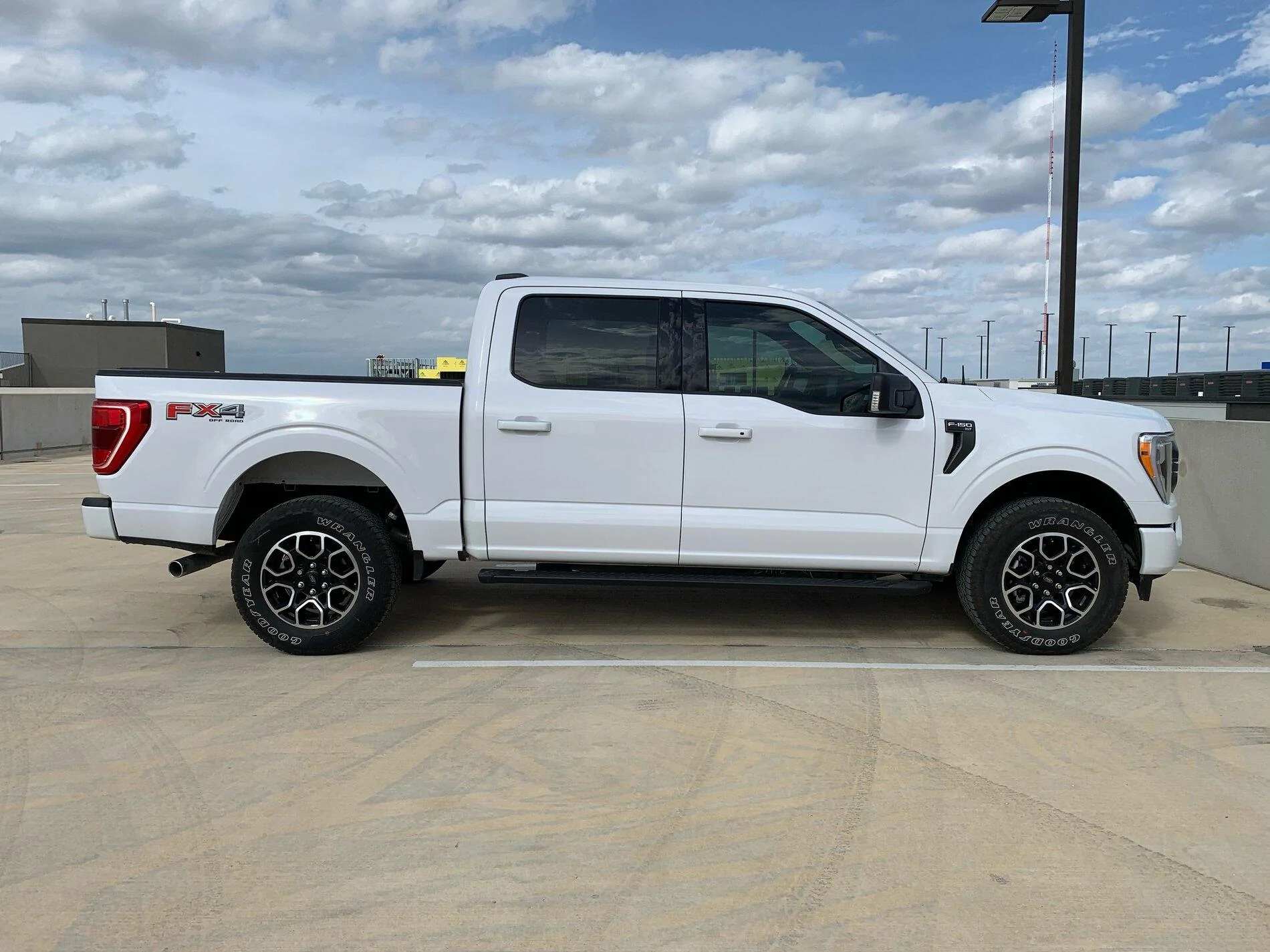 Ford F-150 Wheel well liners or photoshop? IMG_0504