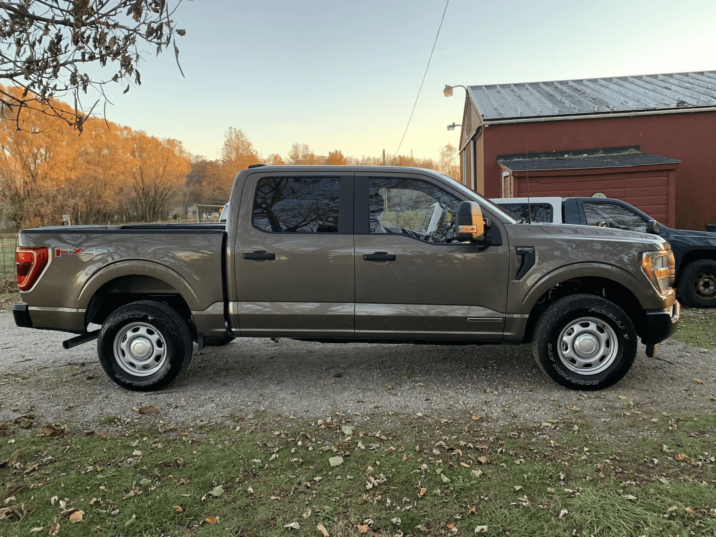 Ford F-150 STONE GRAY F-150 (2021+) Club IMG_0700