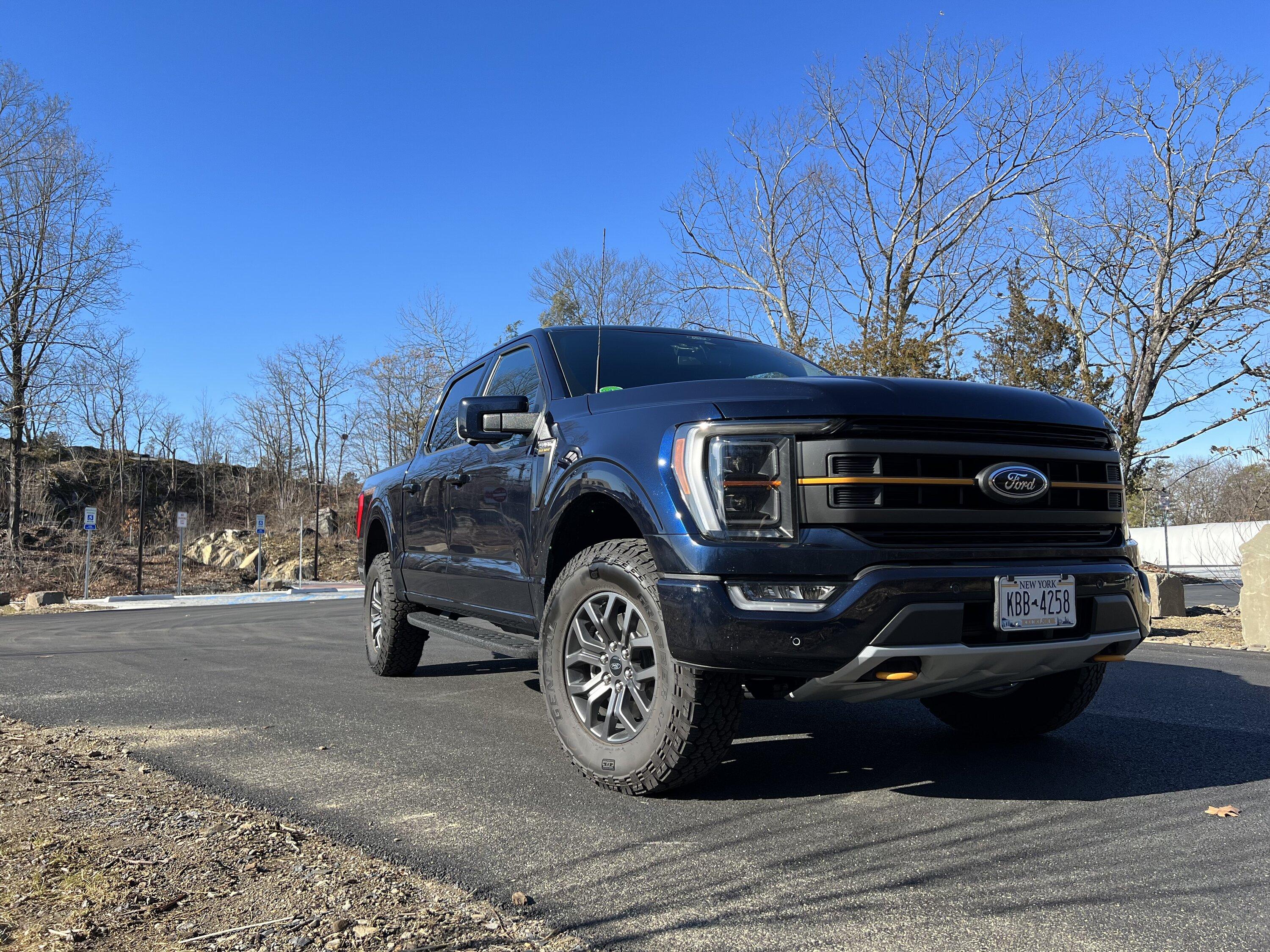 Ford F-150 ANTIMATTER BLUE F-150 (2021+) Club IMG_0716