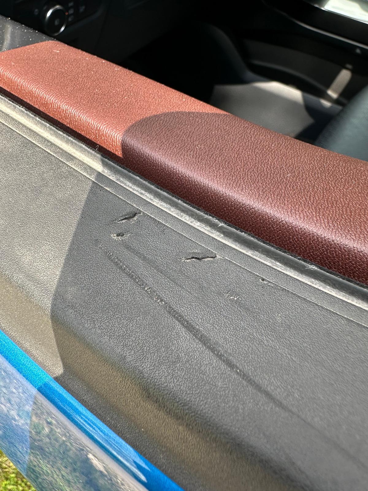 Ford F-150 Window Trim Damage IMG_0919