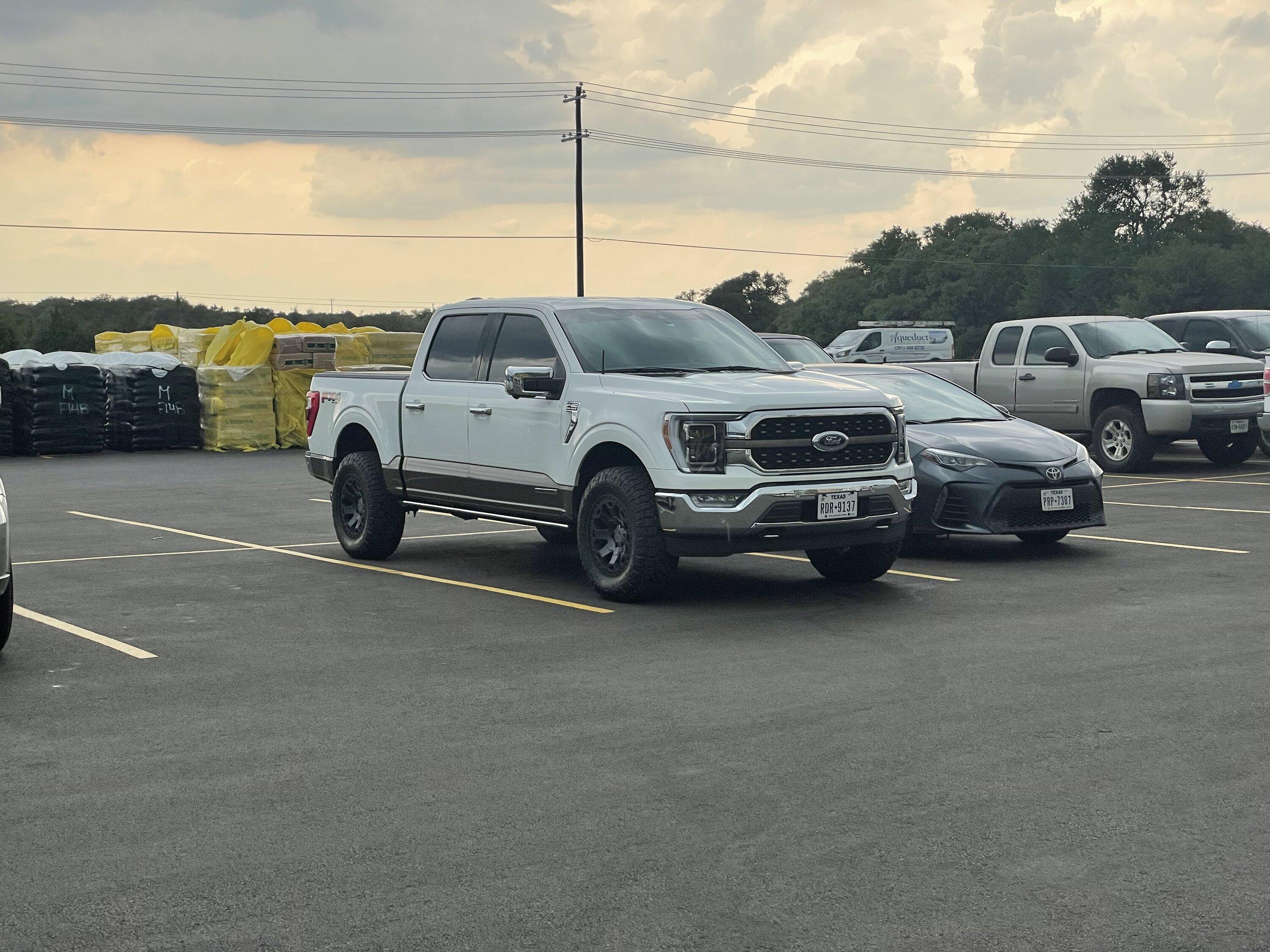 Ford F-150 Help with tire selection IMG_1018