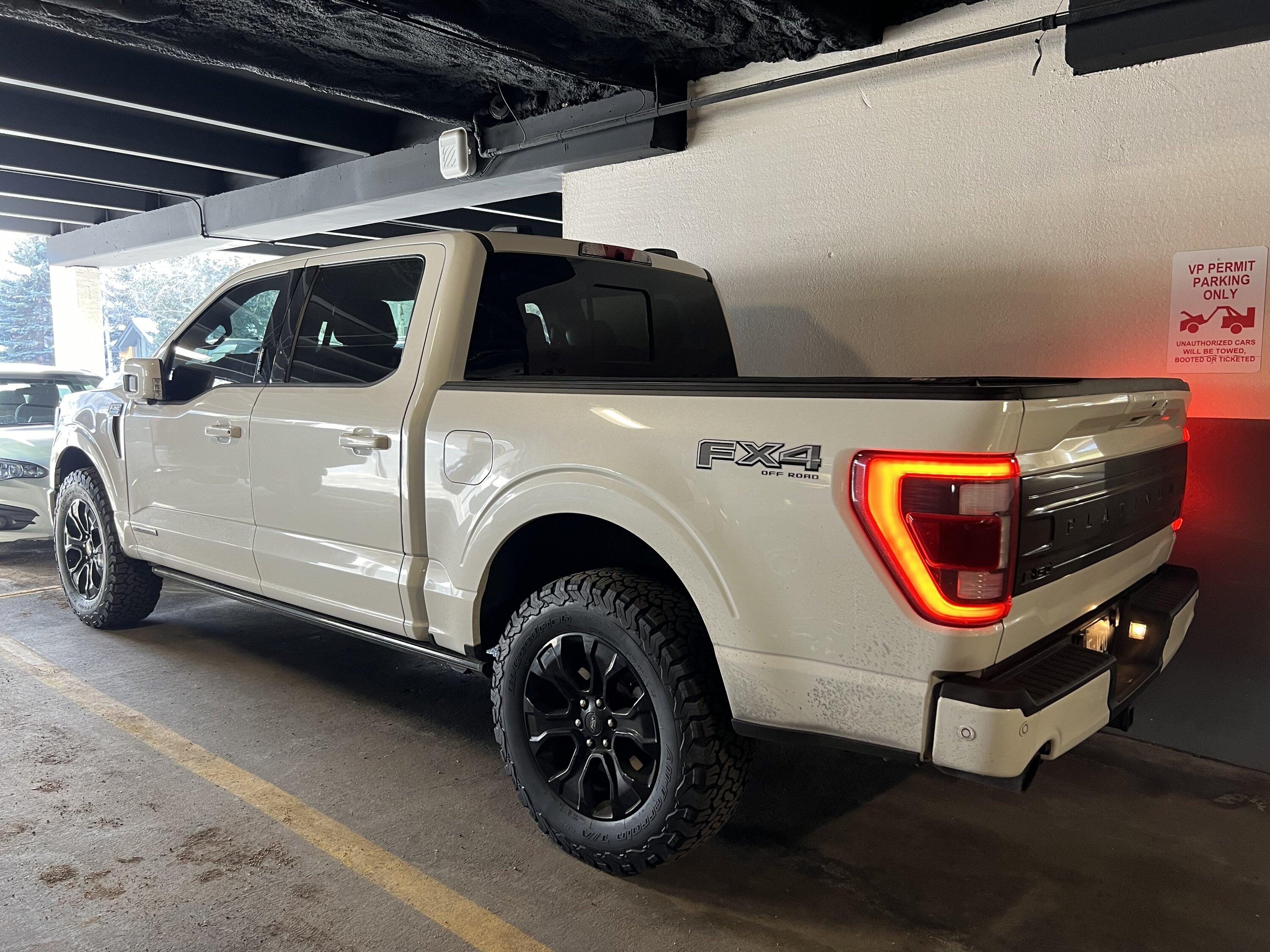 Ford F-150 285/65/20 Tires Fit with No Mods IMG_1088