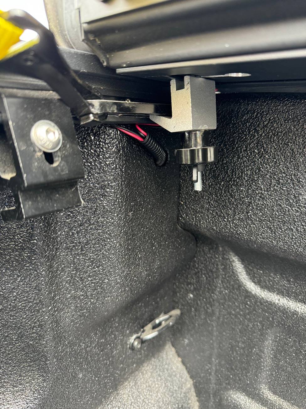 Ford F-150 Bed Lighting LEDs - Can I tap into existing bed lights?? IMG_1129