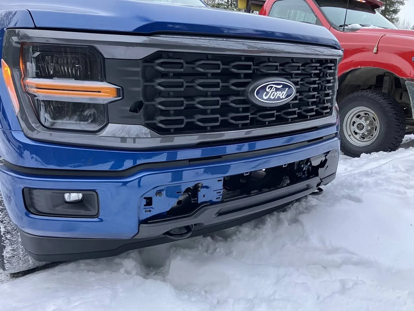 Ford F-150 2024 STX SCREW 5.0 - Atlas Blue IMG_1196