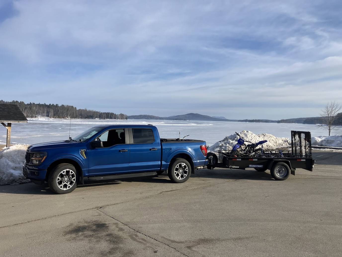 Ford F-150 2024 STX SCREW 5.0 - Atlas Blue IMG_1327