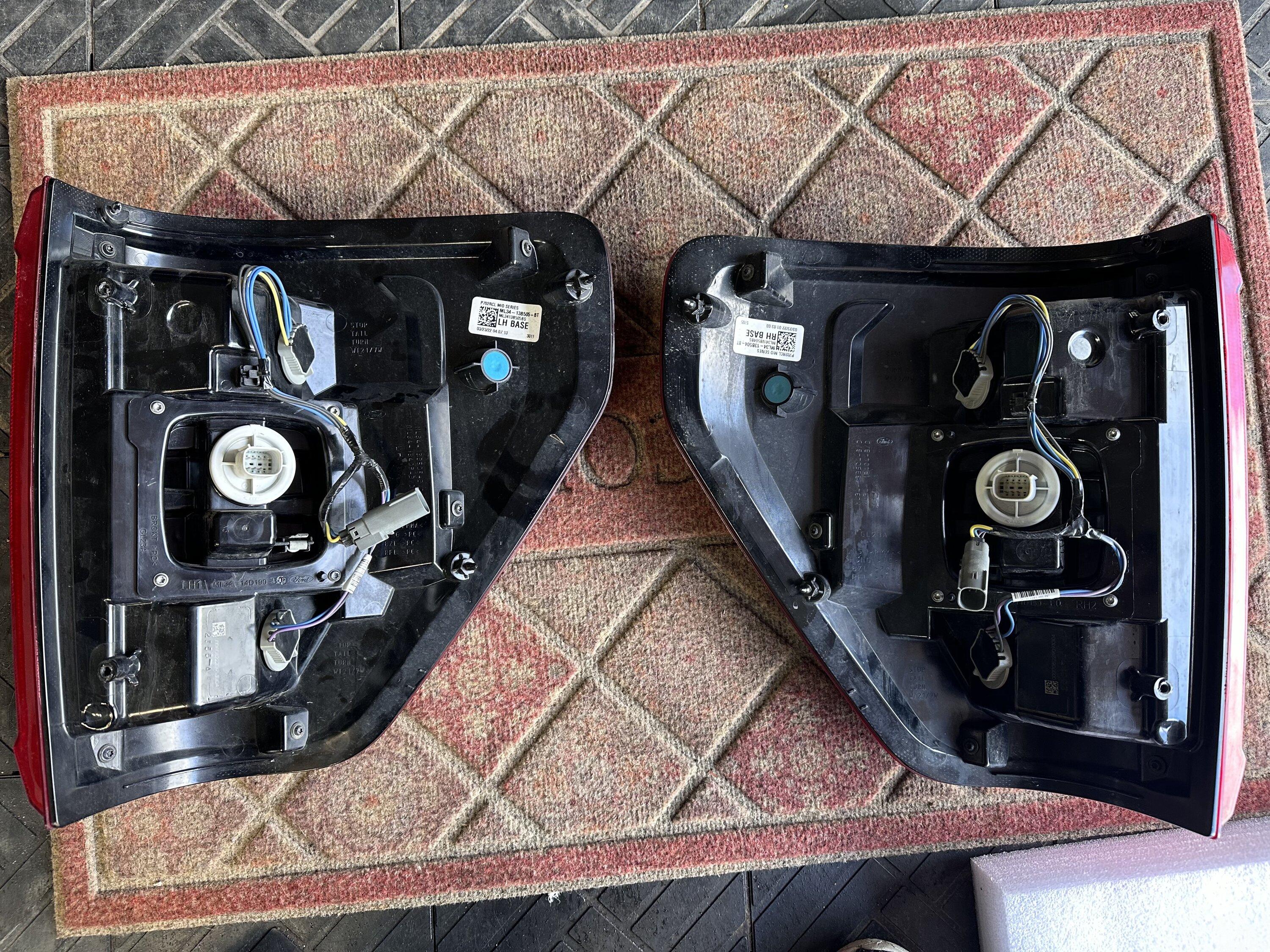 Ford F-150 21-23 halogen tail lights IMG_1379