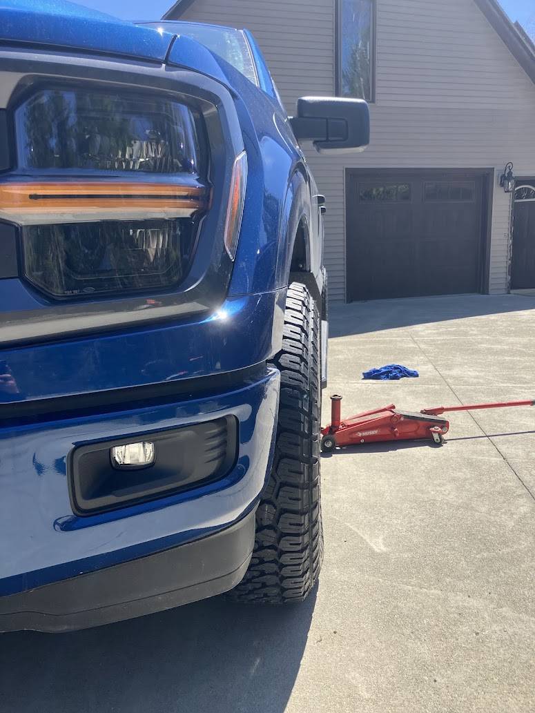 Ford F-150 2024 STX SCREW 5.0 - Atlas Blue IMG_1503