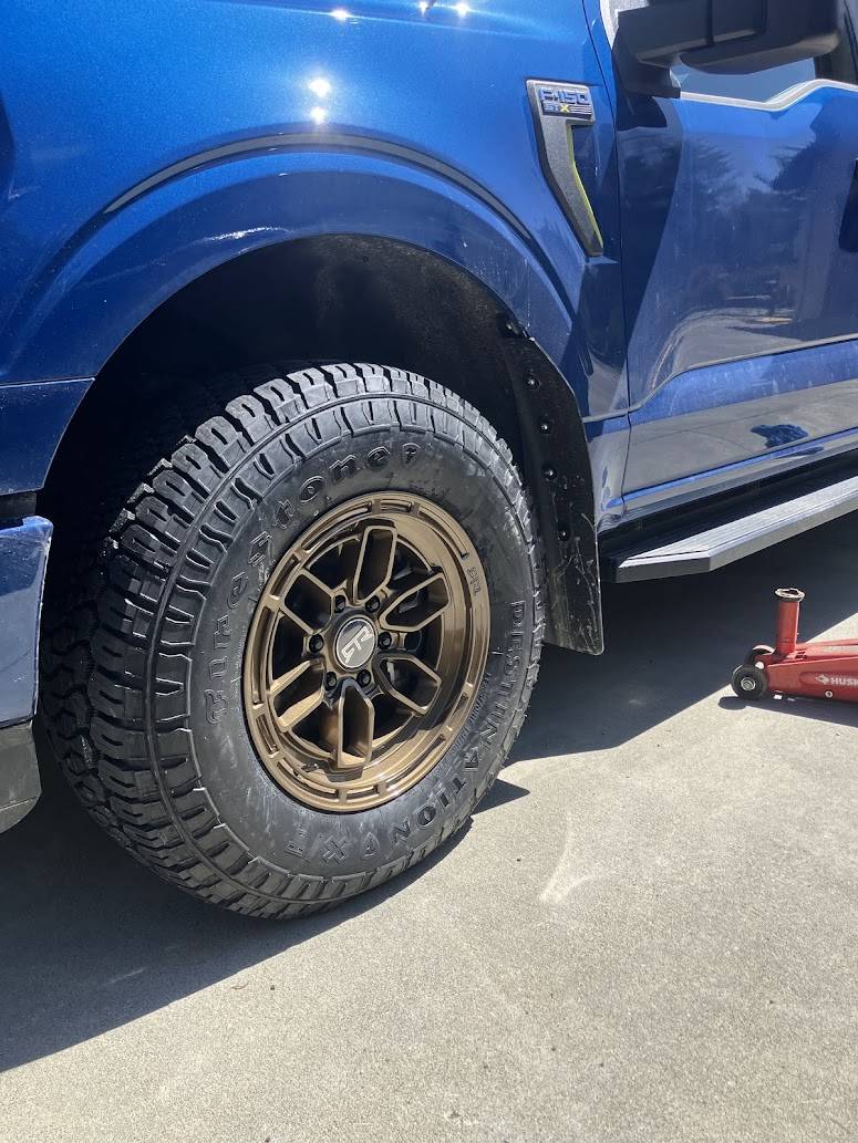 Ford F-150 2024 STX SCREW 5.0 - Atlas Blue IMG_1504