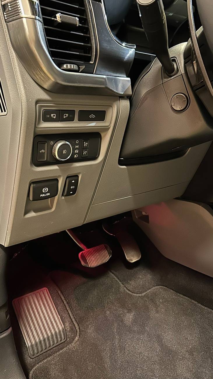 Ford F-150 My Latest Toy...  RCSB 5.0 XLT Build IMG_1543.JPEG