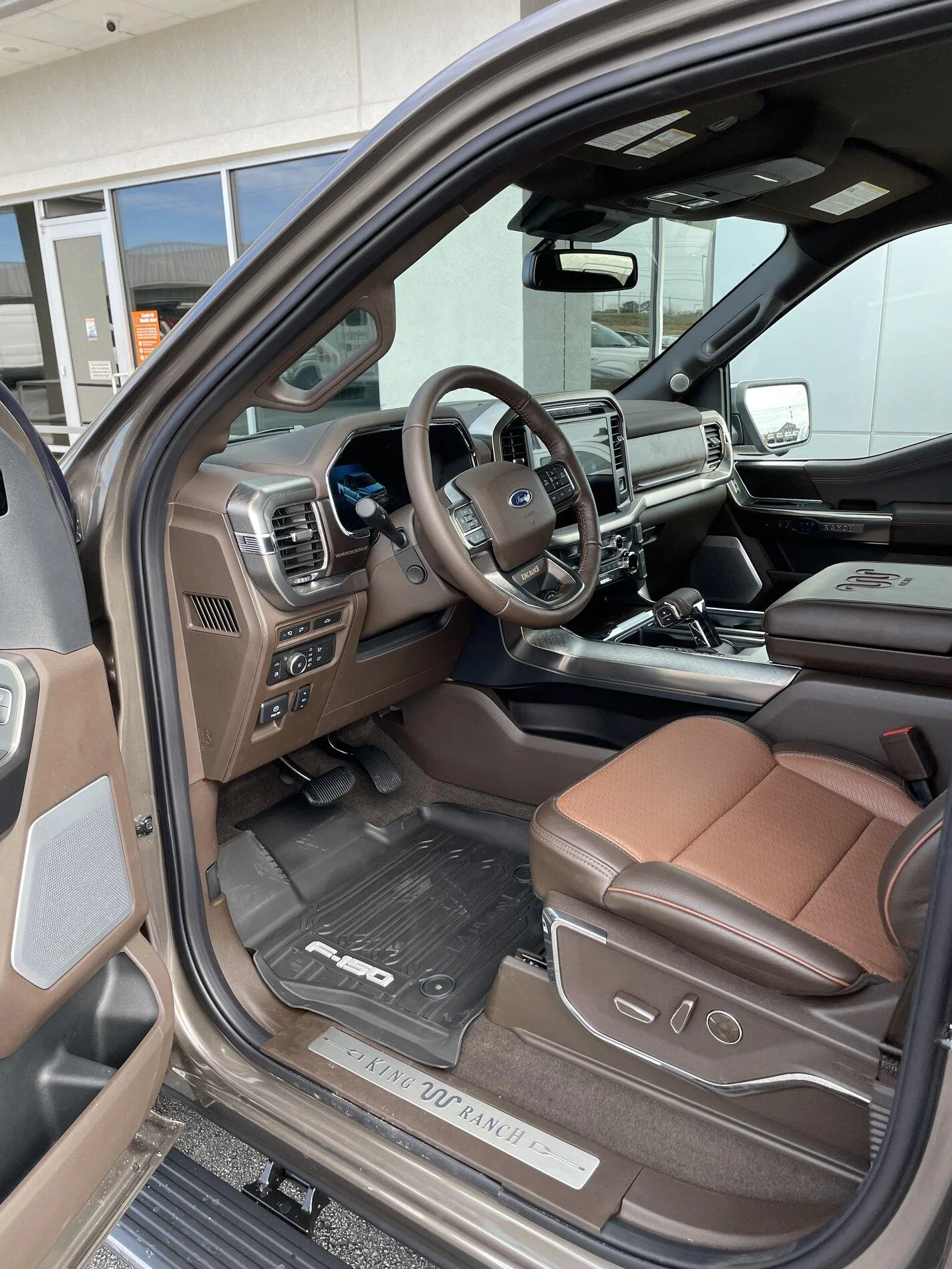 Ford F-150 STONE GRAY F-150 (2021+) Club IMG_1565