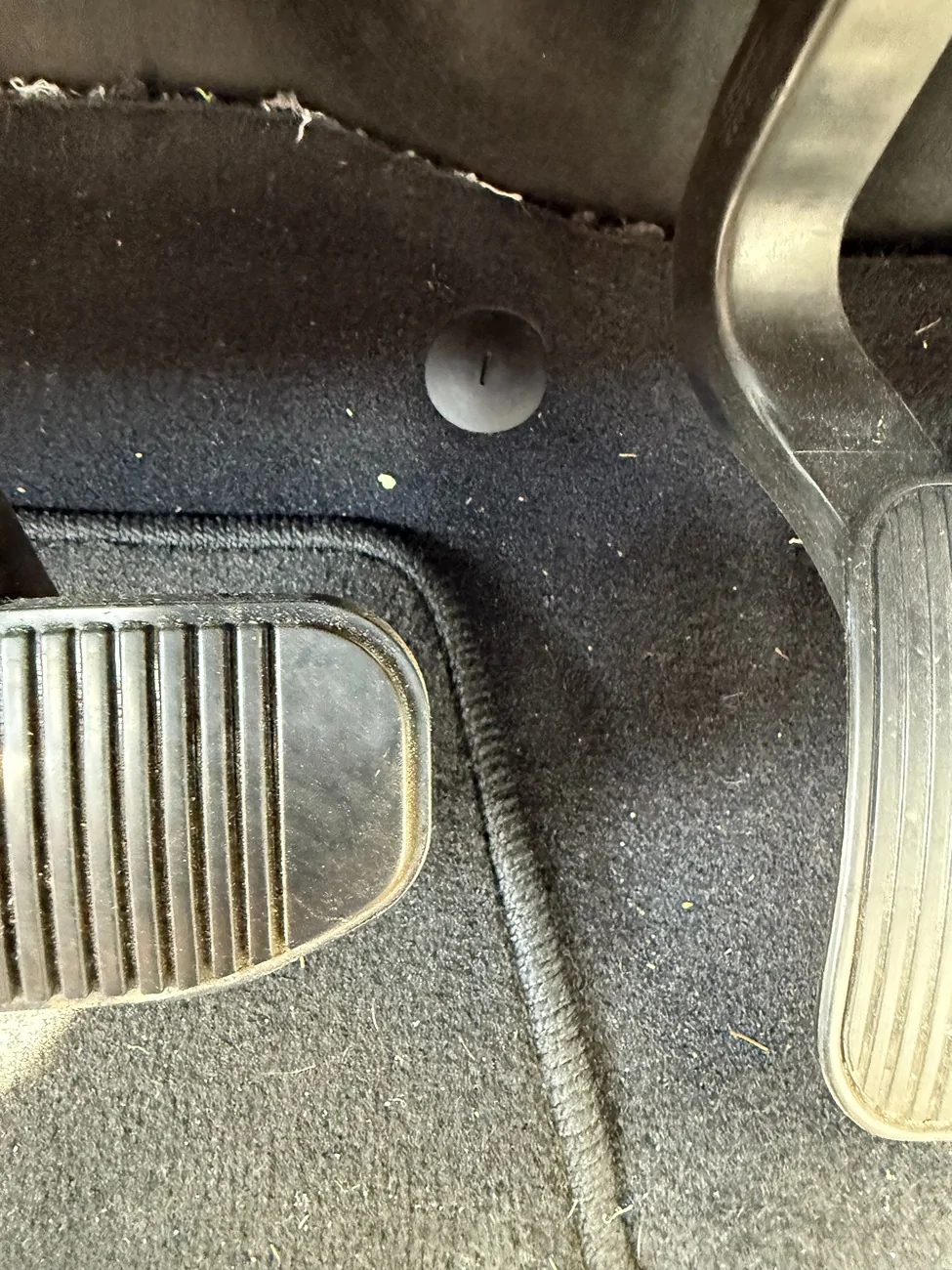 Ford F-150 Extra Clip after pulling back Drivers Side Carpet IMG_1597