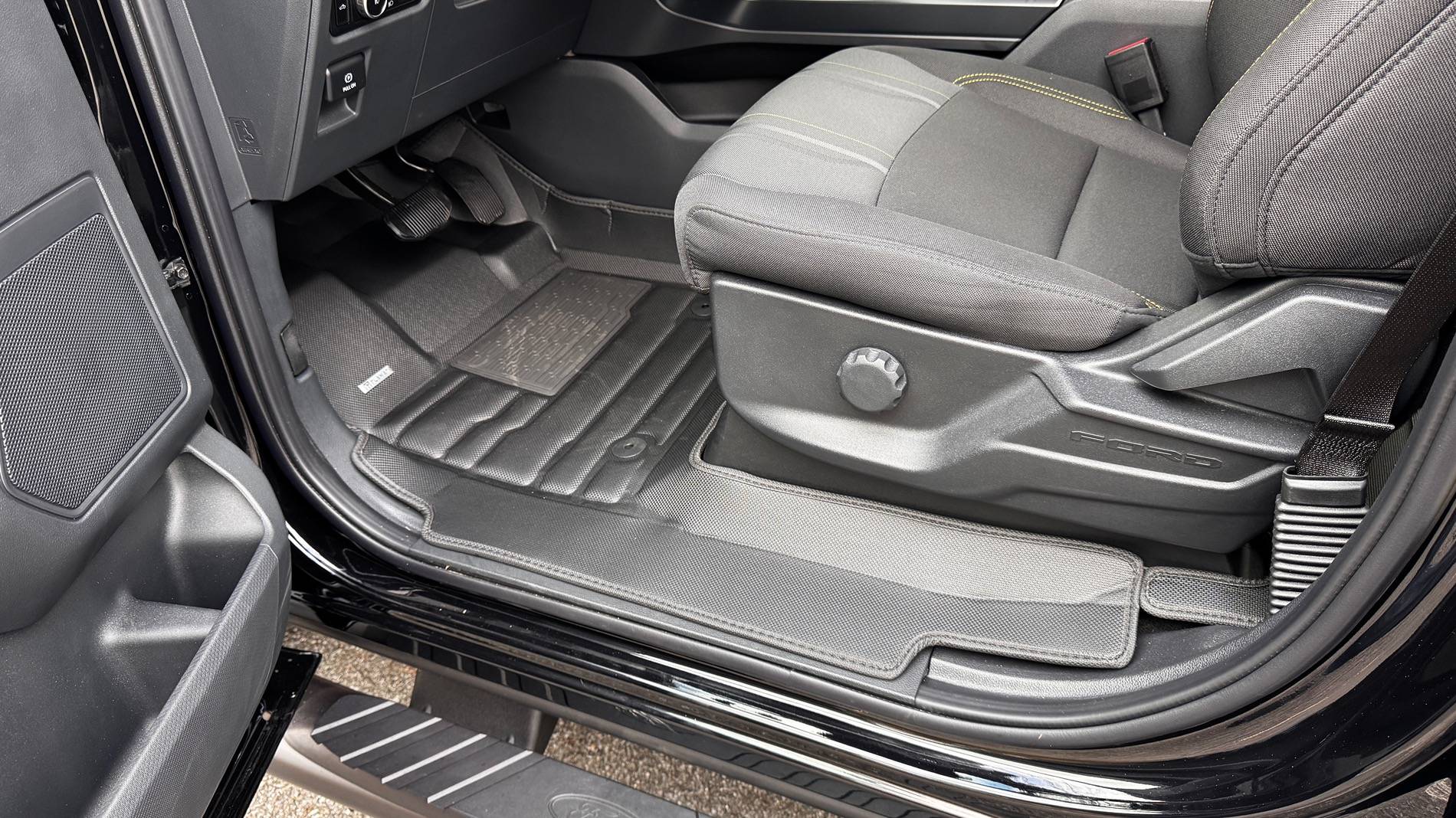 Ford F-150 TuxMat floor mats installed IMG_1612