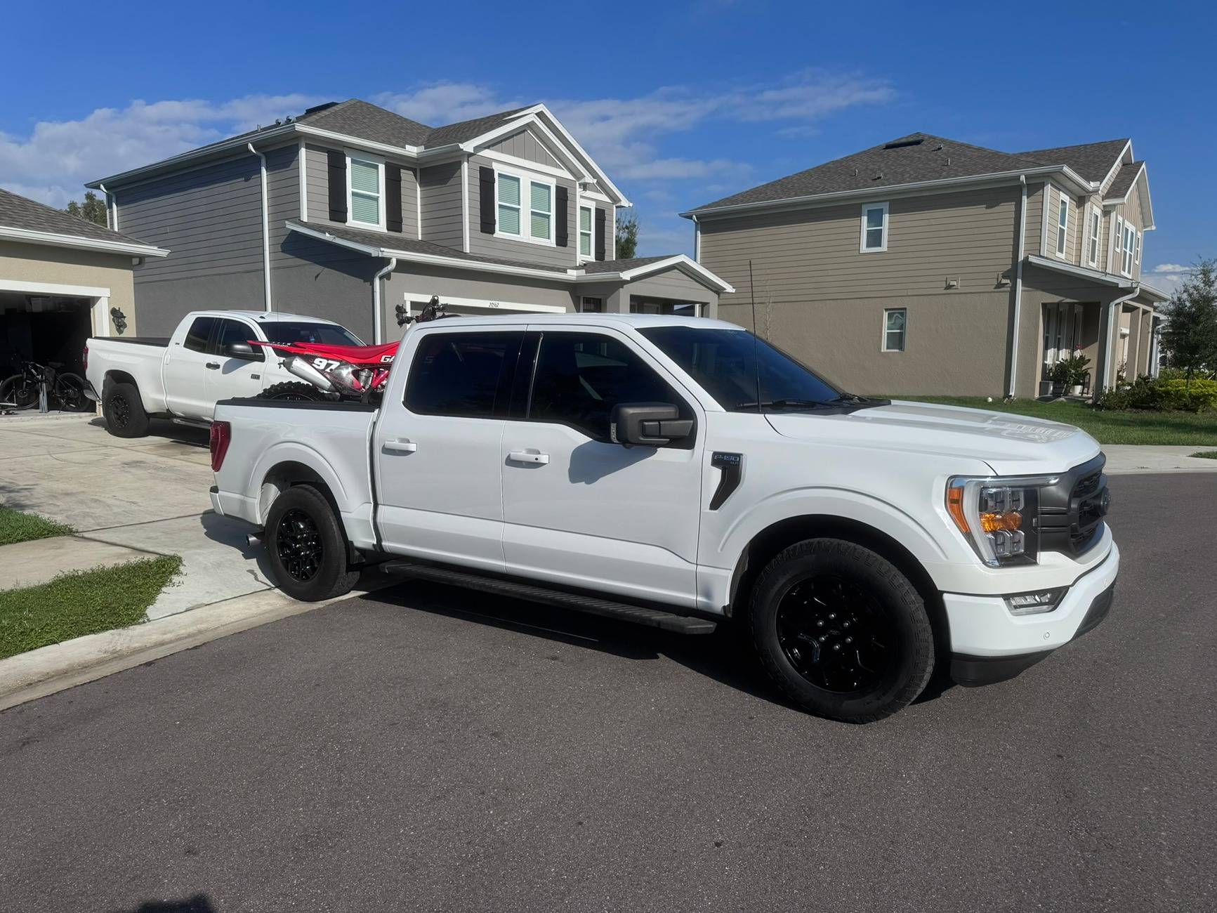 Ford F-150 Ideas on tires and leveling kit with OEM rims IMG_1664.JPEG