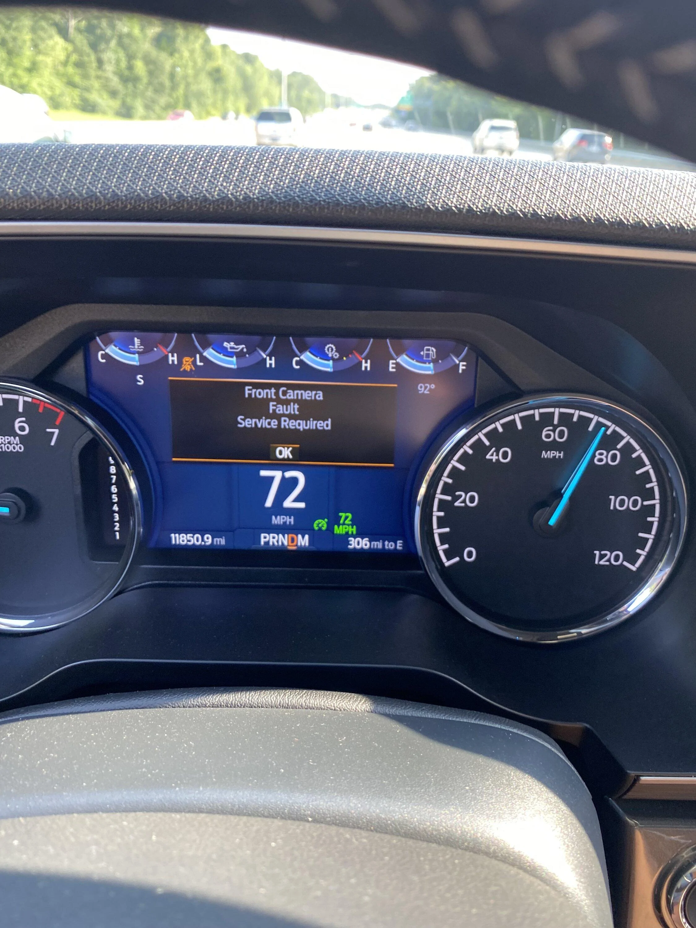 Ford F-150 2022 FORD F150 -Screen black out - 3.5L XLT/ FRONT CAMERA FAULT IMG_1820