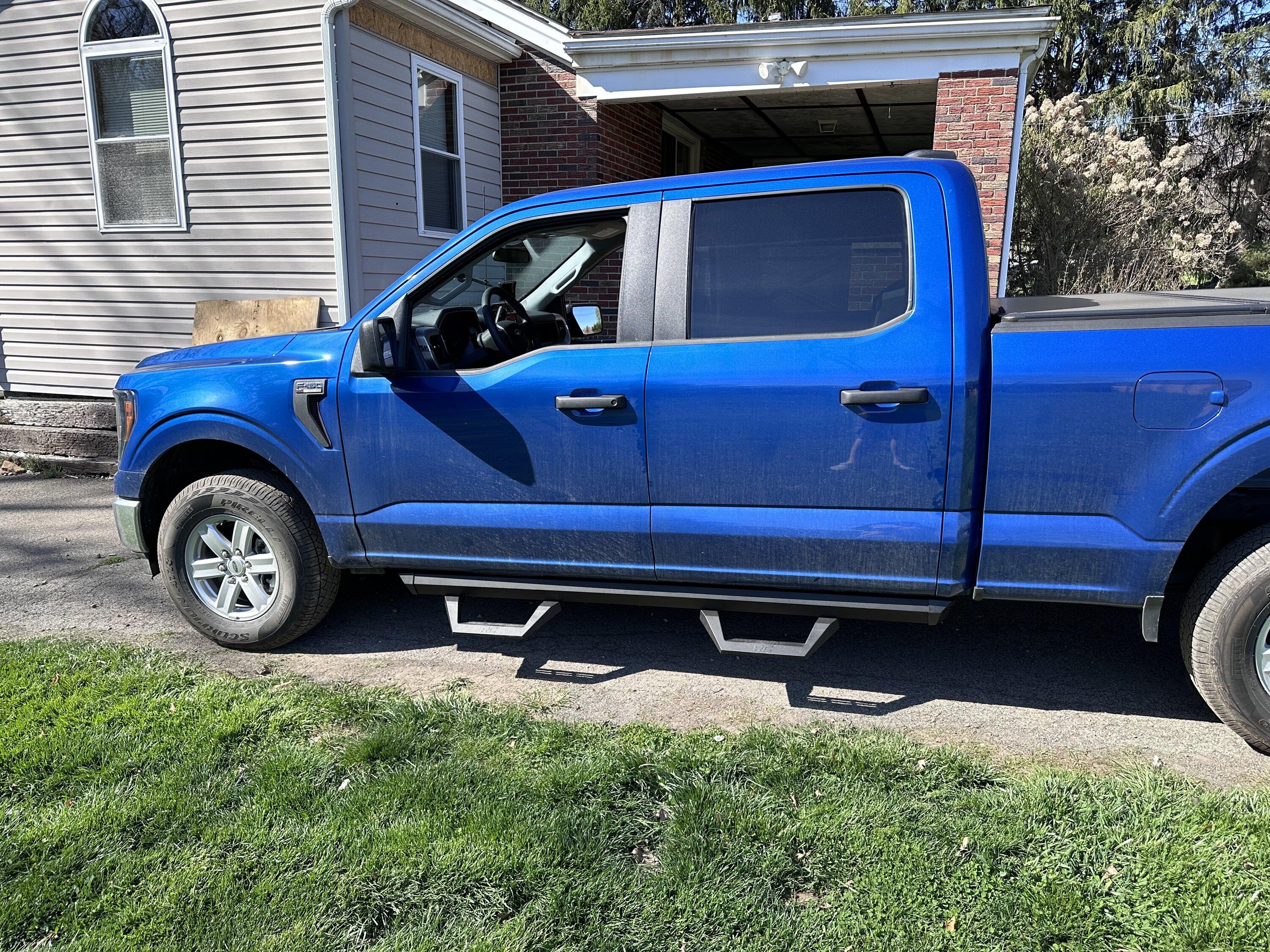 Ford F-150 Rough Country SRX2 Adjustable Running boards IMG_1838