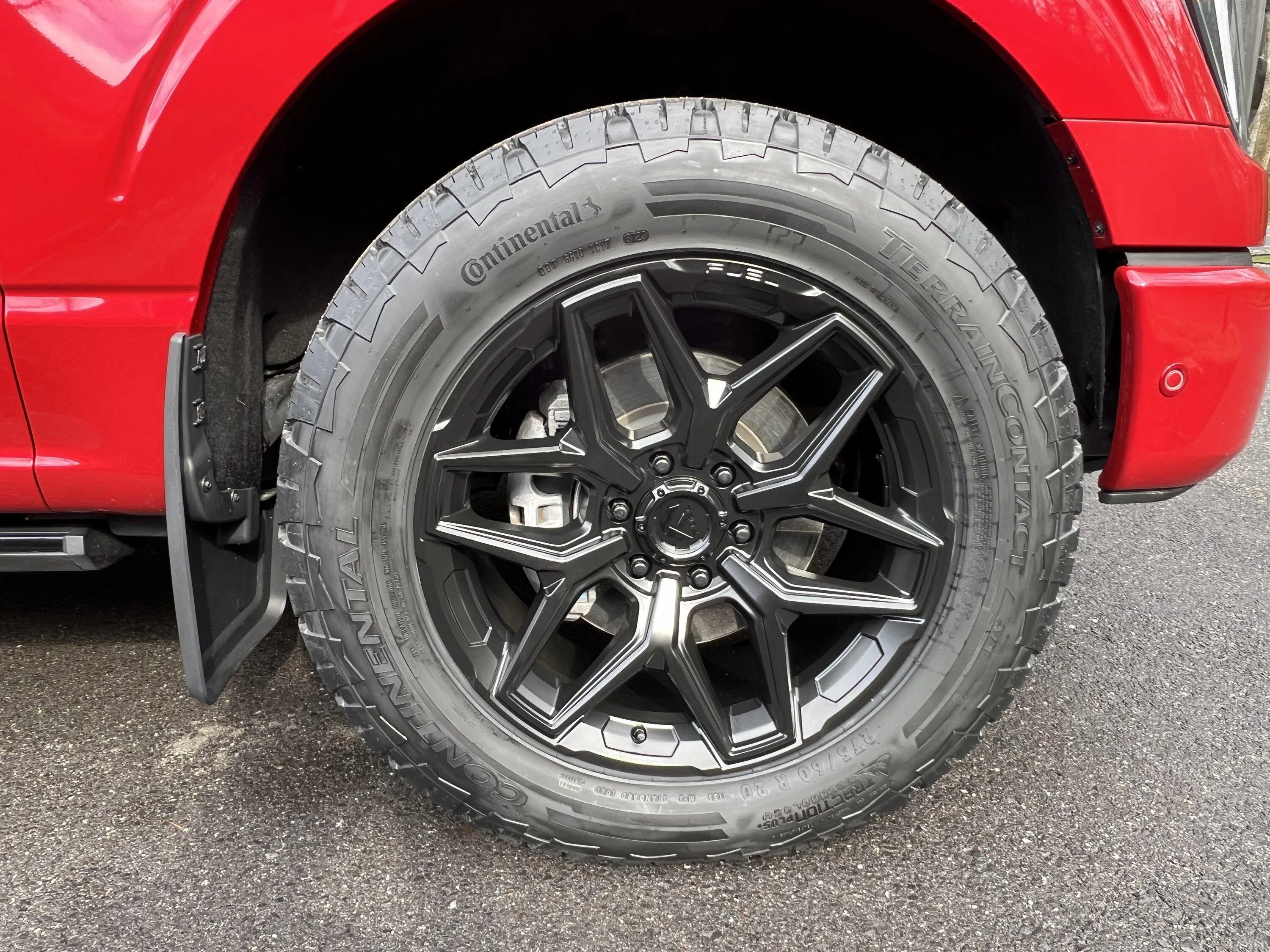 Ford F-150 OEM stock tire size and Off Set IMG_1931