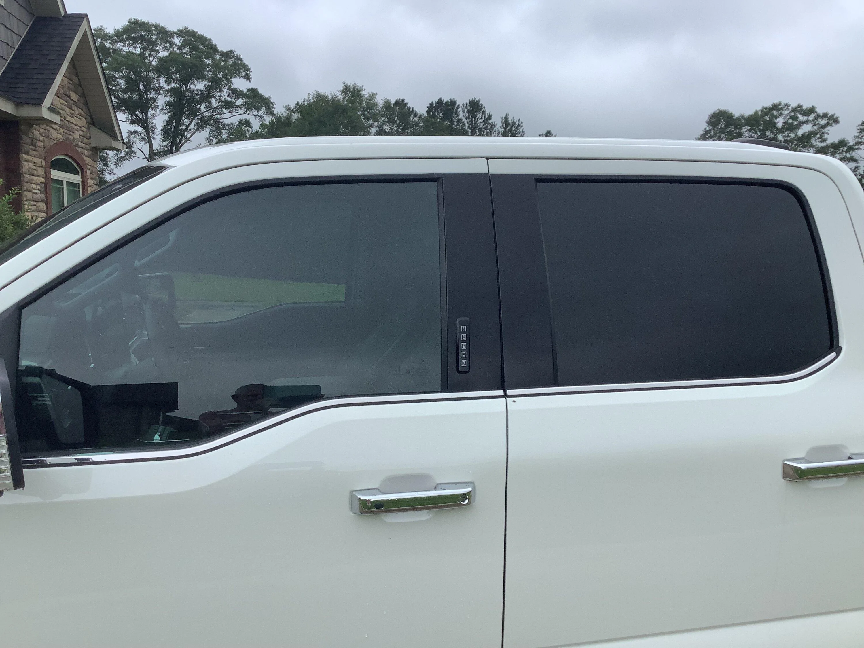 Ford F-150 Front windows tint 20 or 30%? IMG_1968