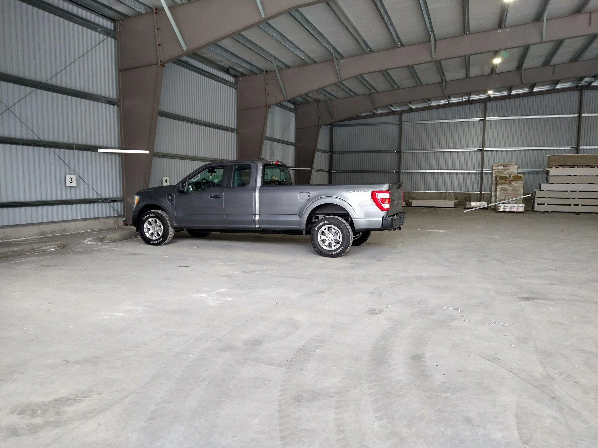 Ford F-150 Gaps between box floor and sides normal? IMG_20210510_155656359_HDR