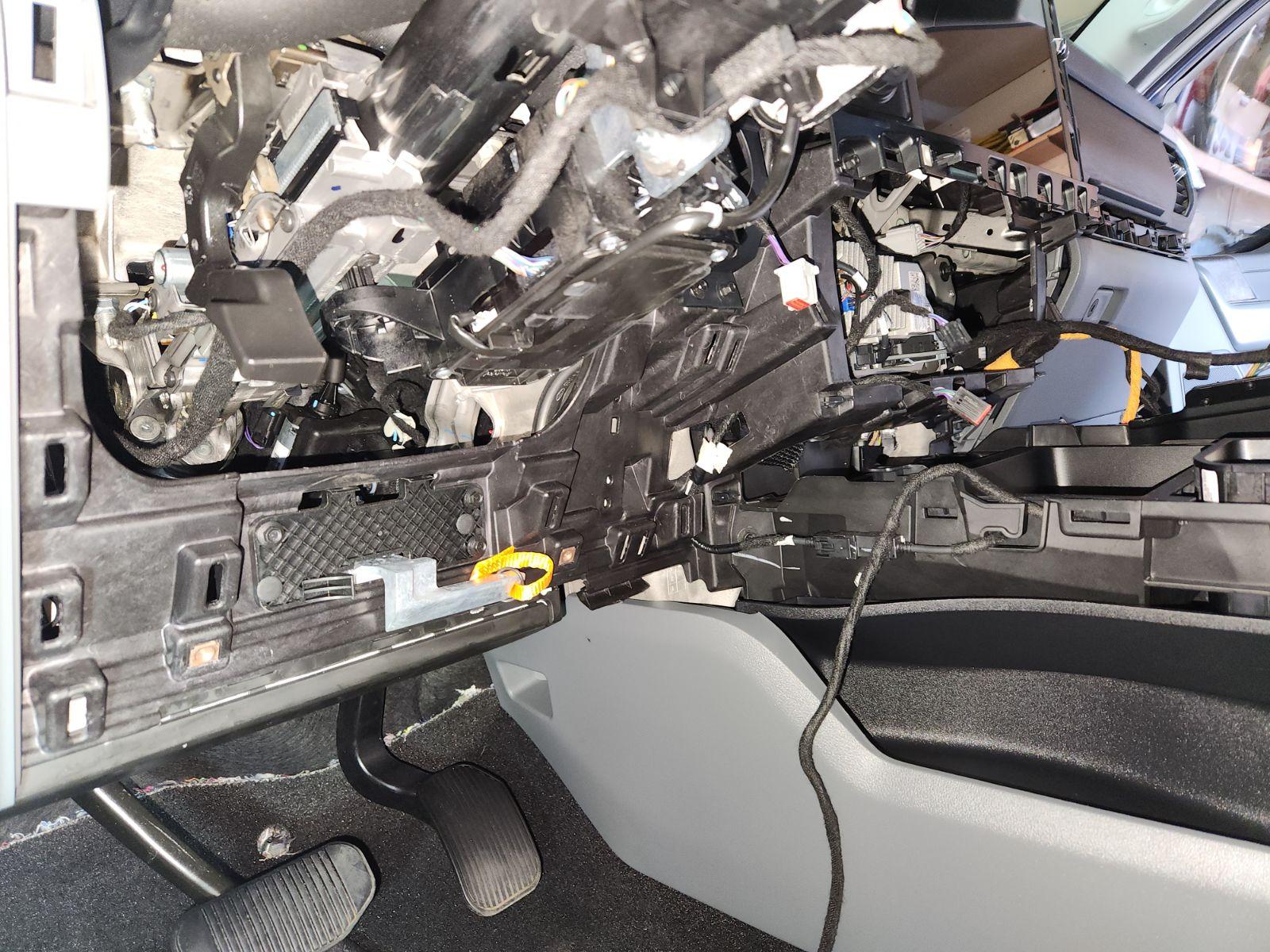 Ford F-150 '22 F150 Column to Console Shift IMG_20230722_084841