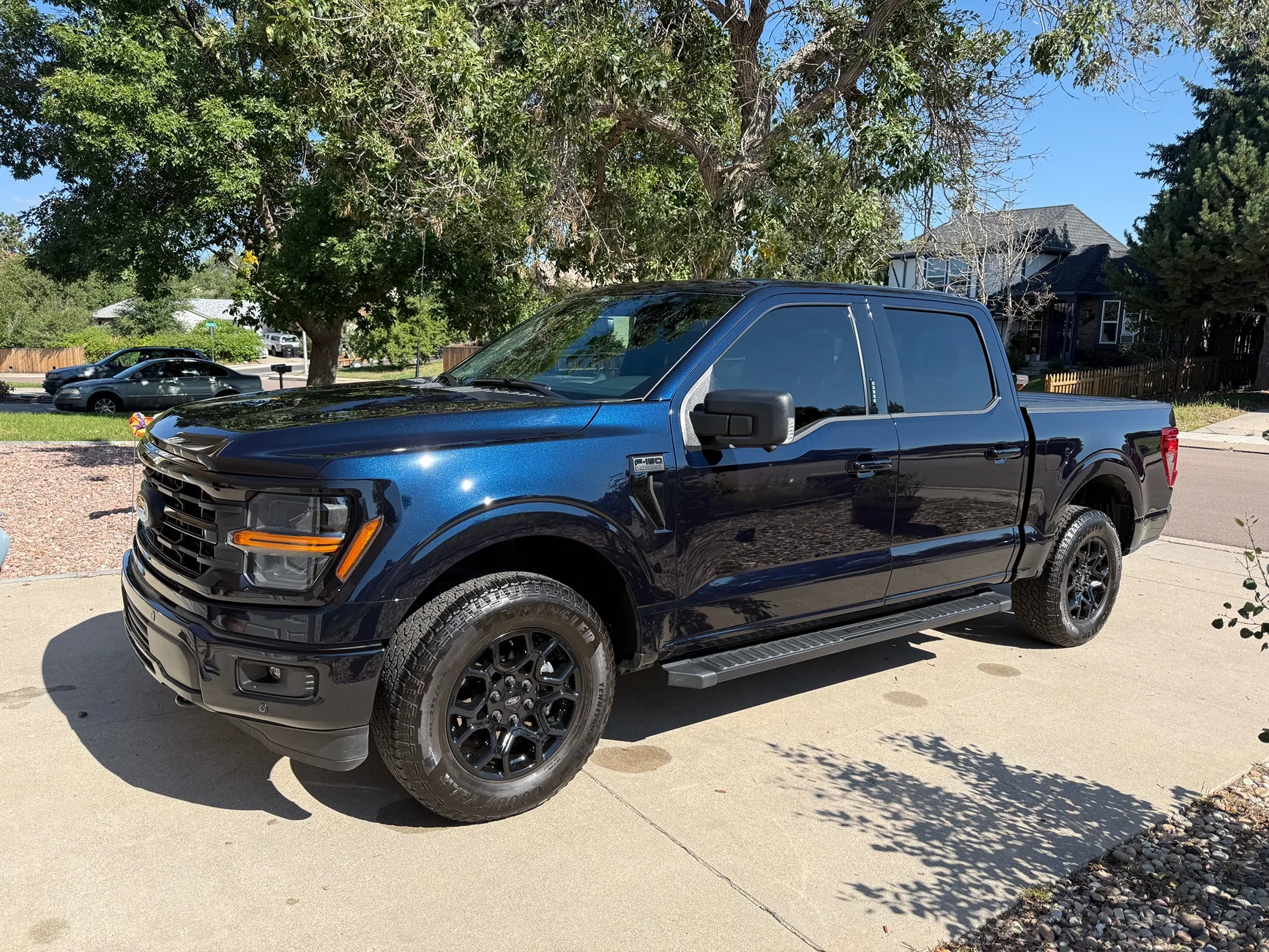 Ford F-150 Tire Shine - Wipe On & Fling Resistant IMG_2024