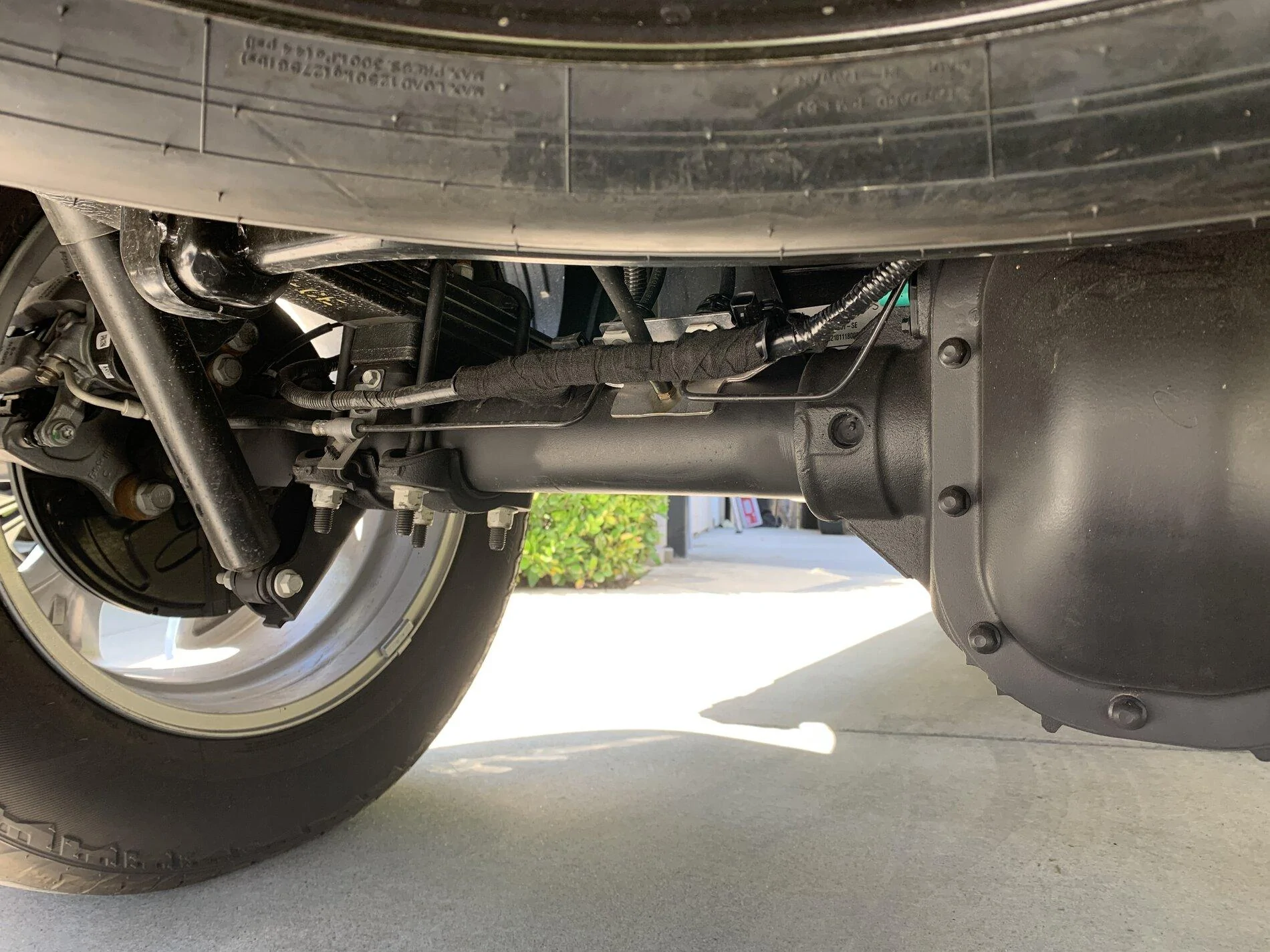 Ford F-150 Rust on rear end of 2021 F-150 -- any others? IMG_2030